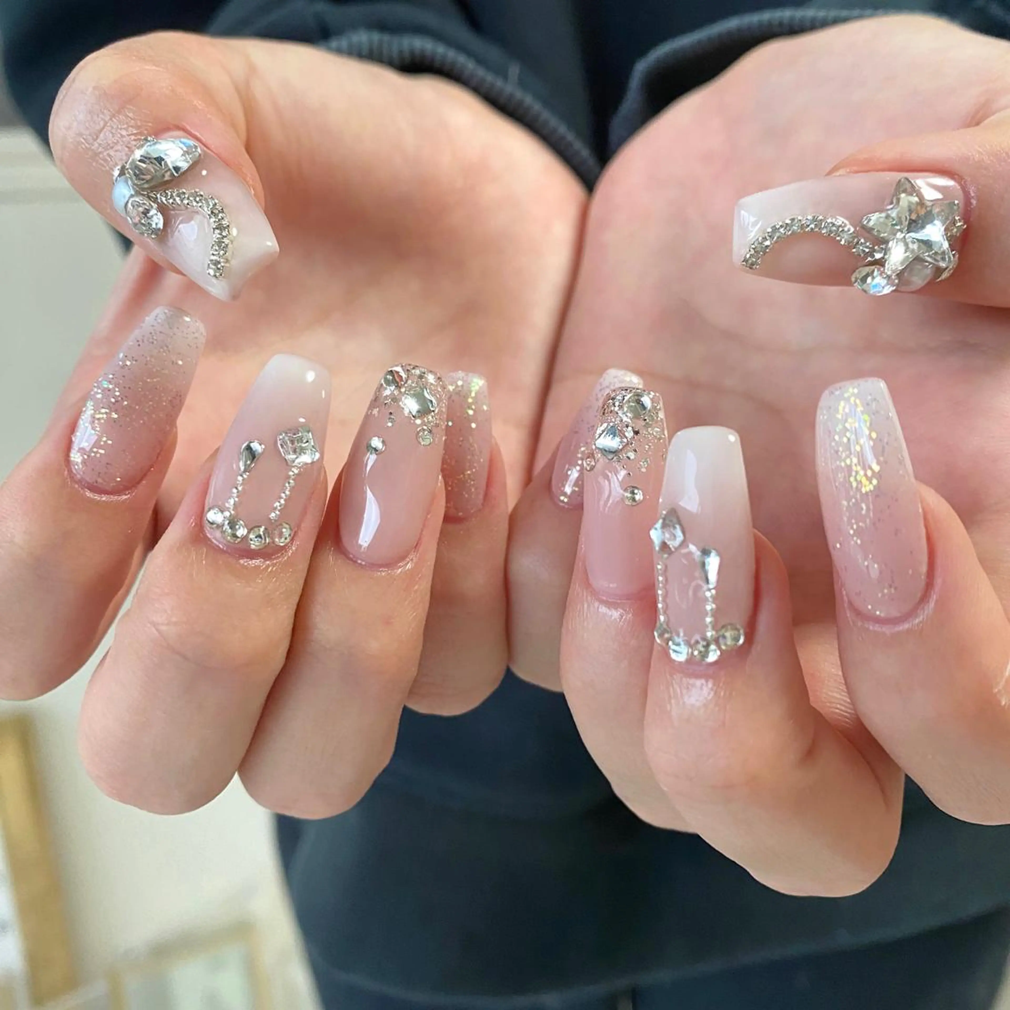 ネイル ハンドネイル Blomeel Nailのネイルデザイン