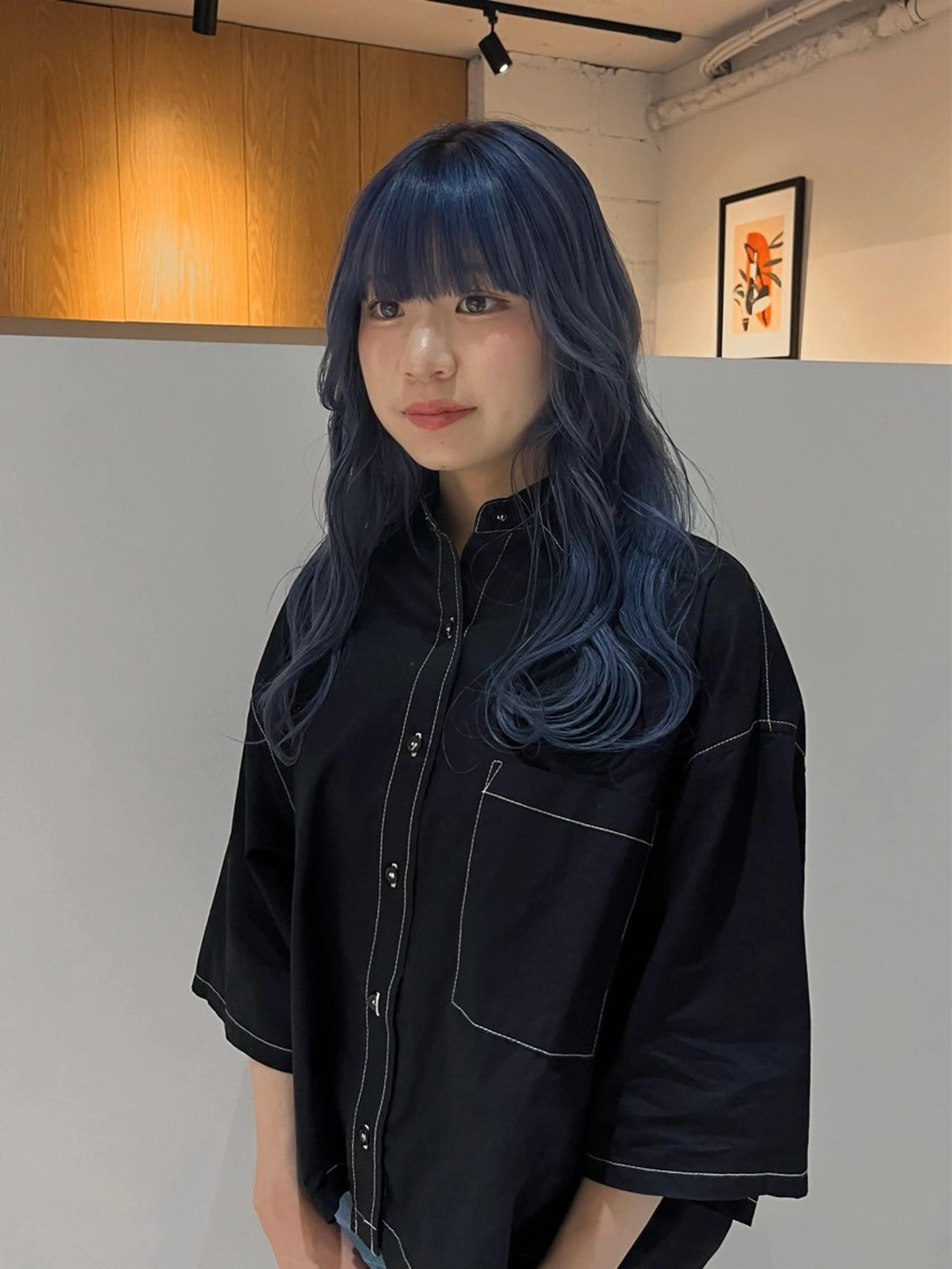 ロング カラー ブルーカラー ブルージュ ヘアカラー カットモデルレイヤー 暖色カラー モカ🎶のヘアスタイル