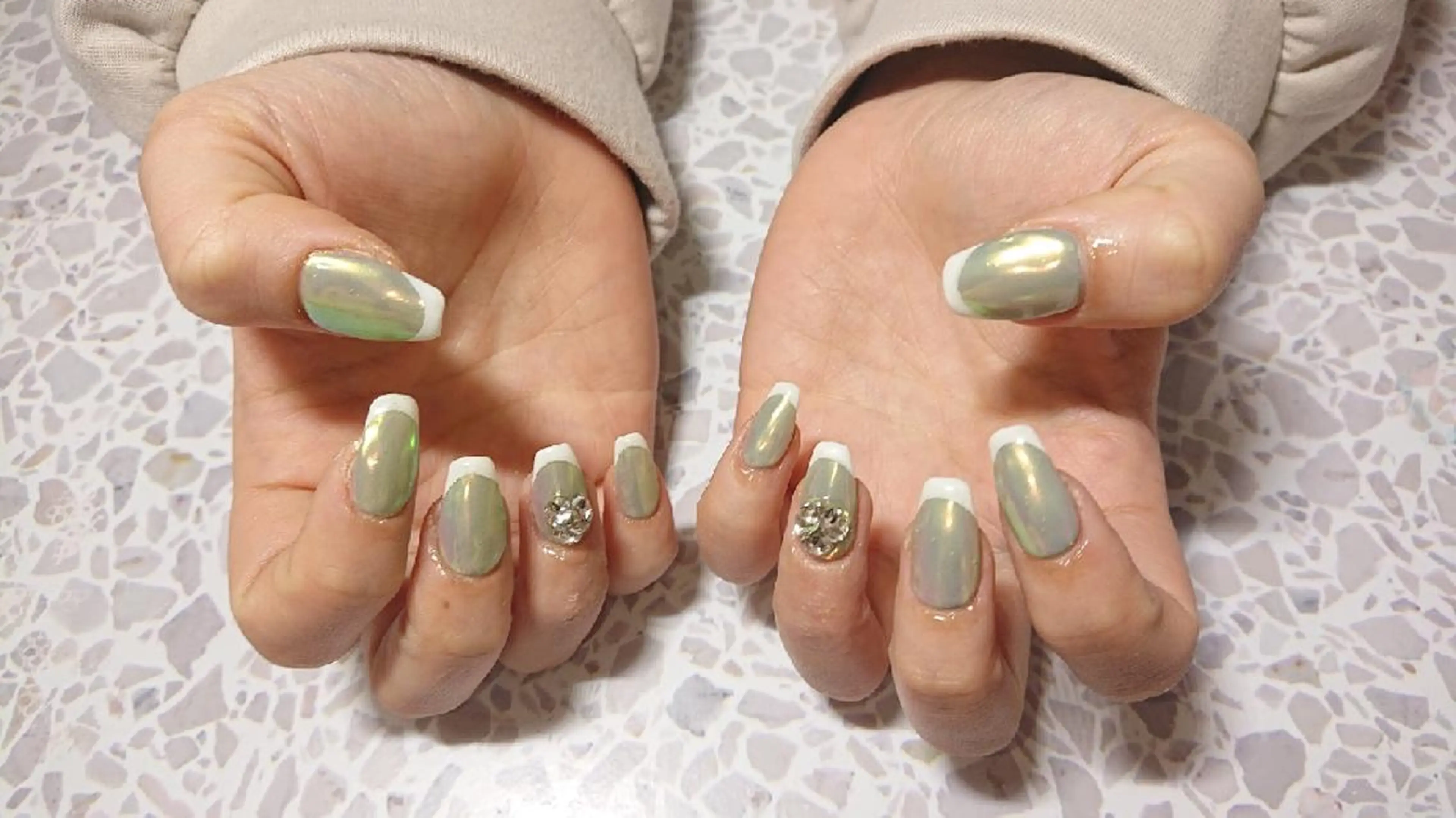 ネイル ミラーネイル JEWEL nailのネイルデザイン
