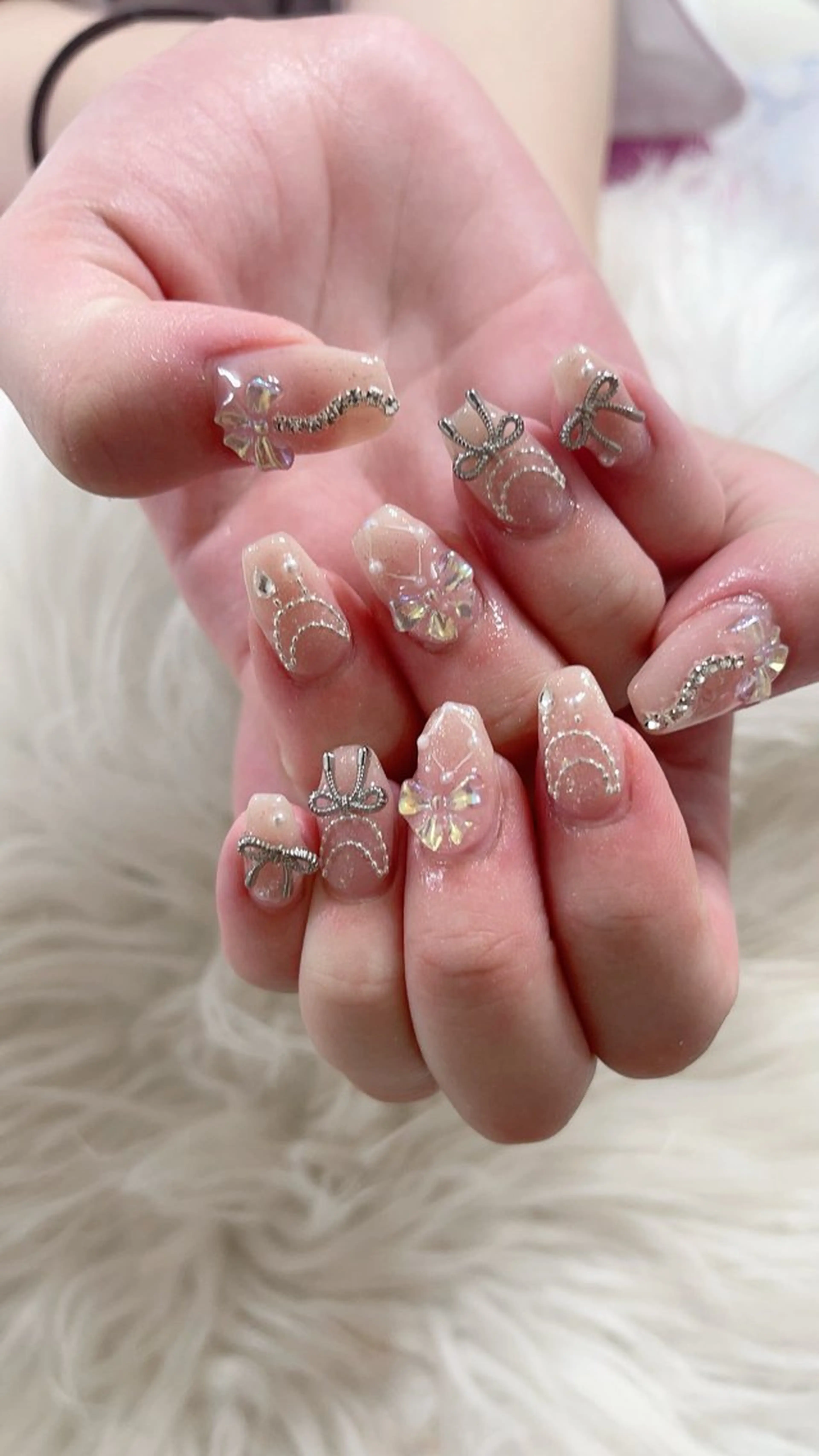 ネイル ハンドネイル 菲菲ネイルサロン所属・FF フィフィネイルサロンのネイルデザイン