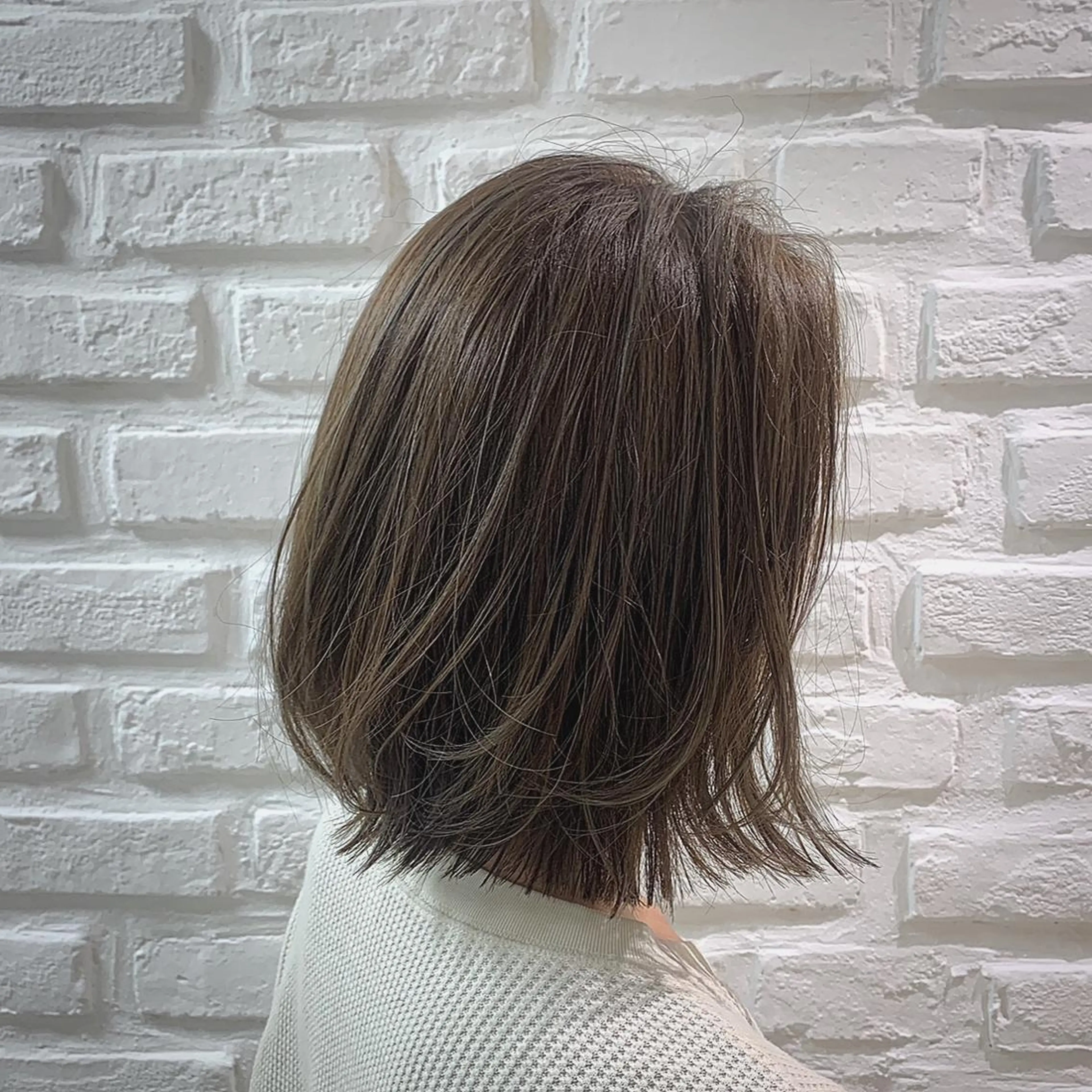 ショート カラー アッシュ ブリーチ 透明感カラー ハイライトカラー イルミナカラー カット ヘアカラー トリートメント 【デザインカラー】 粥川佳日望のヘアスタイル