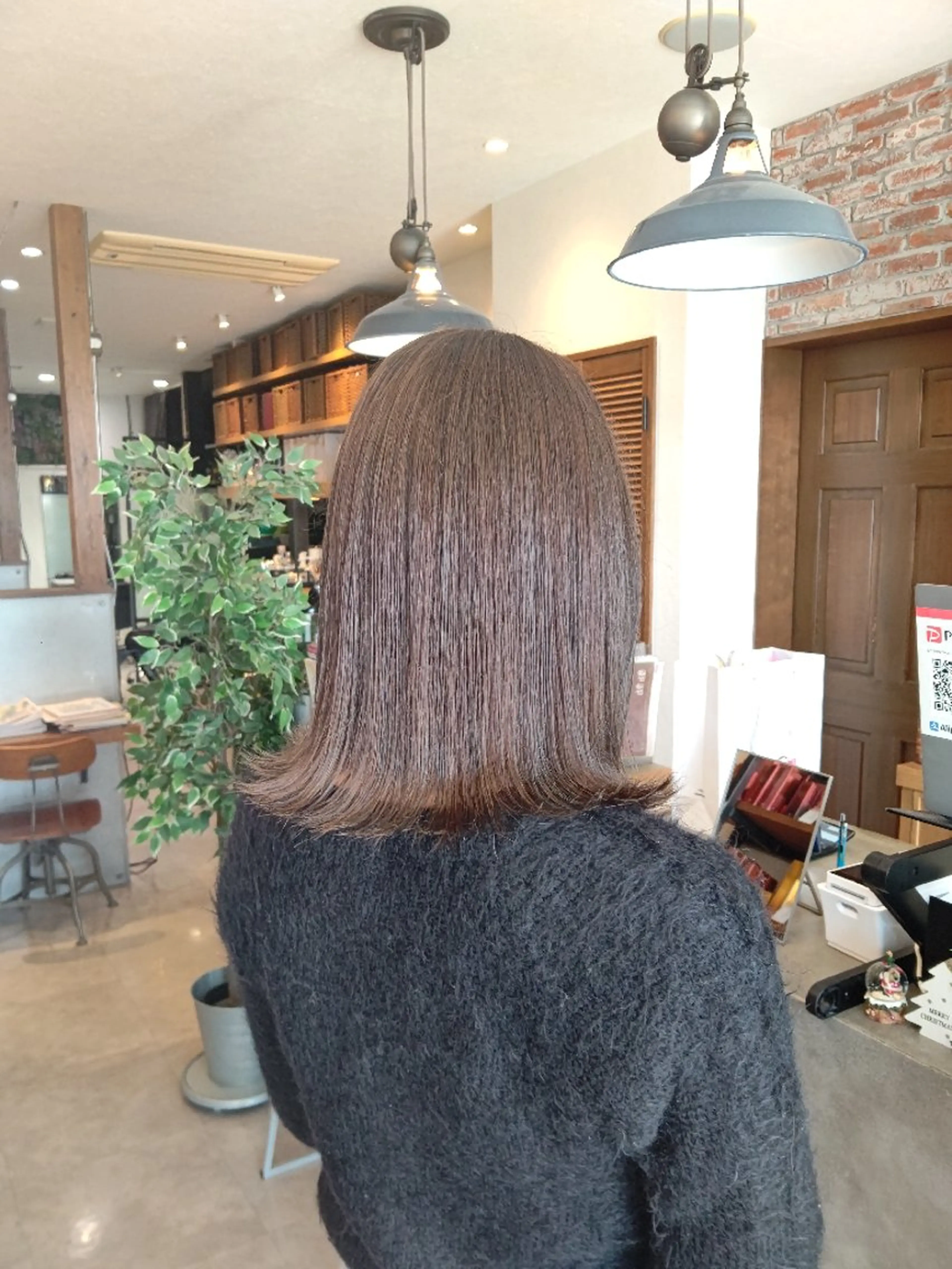 ミディアム simon🩷半田 カットブリーチモデルのヘアスタイル