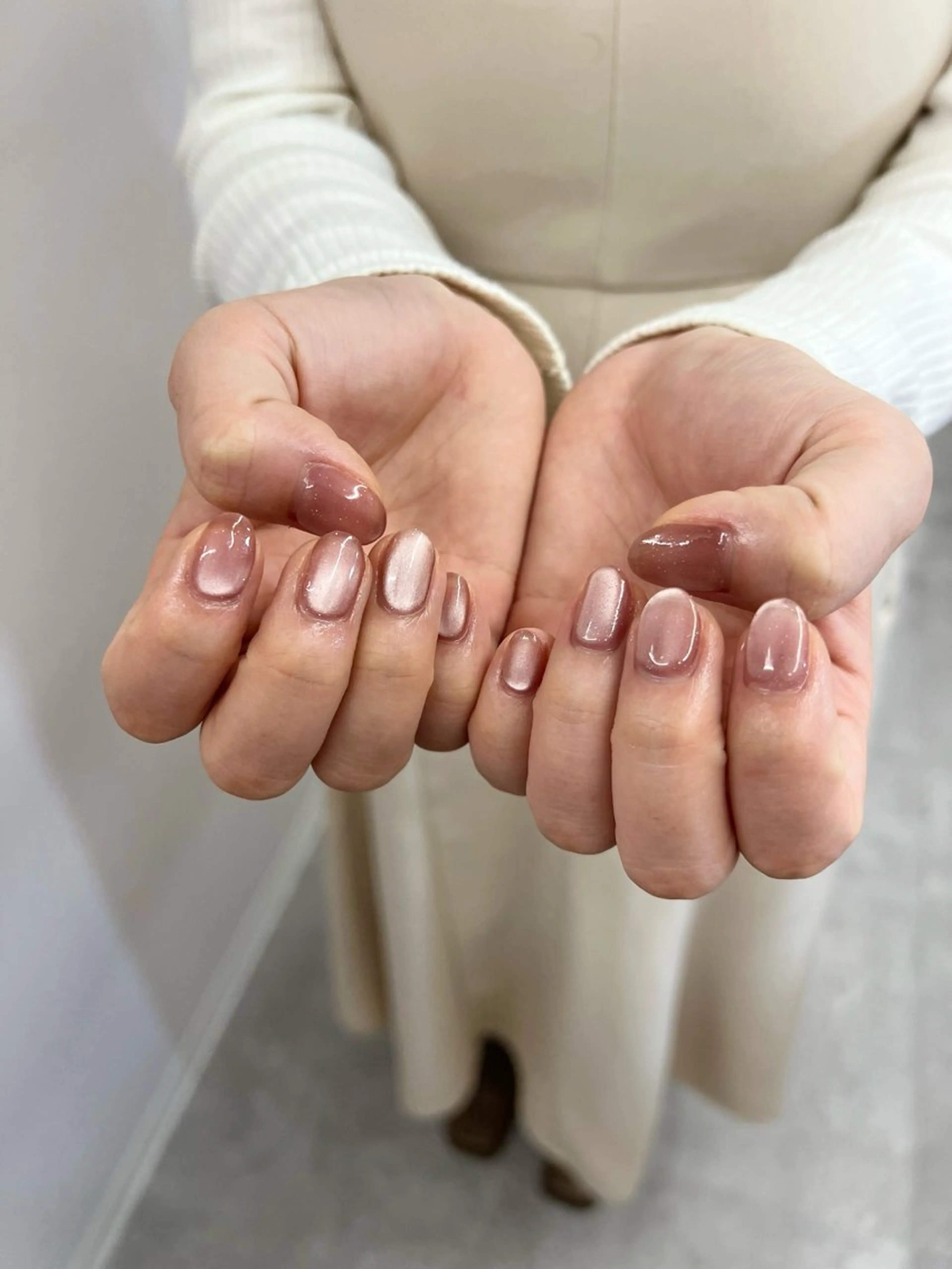 ネイル フラッシュネイル フラッシュマグ フレンチネイル ジェルネイル マグネットネイル ハンドネイル ハンドケア Bana_ Nailのネイルデザイン