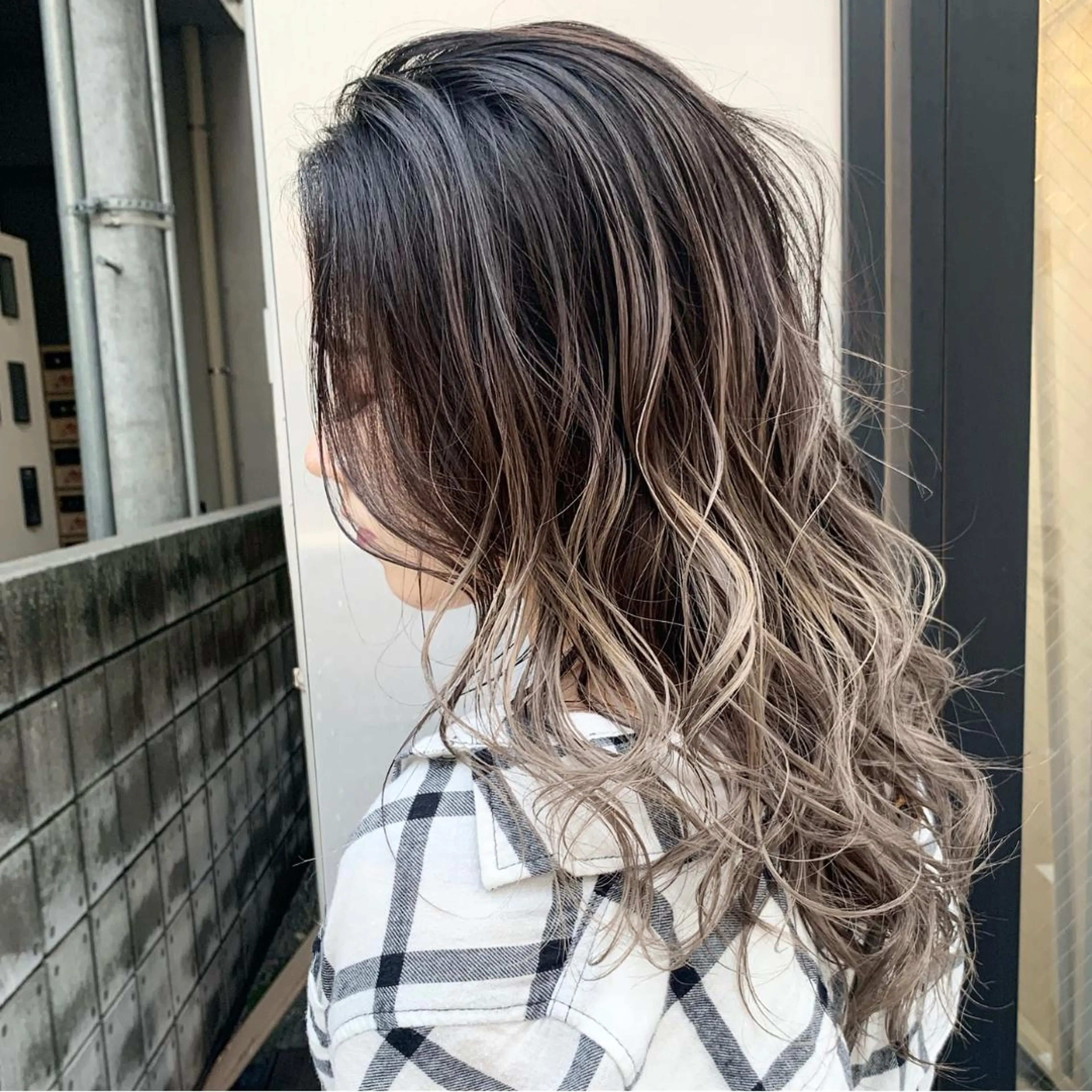 ロング カラー ヘアアレンジ ハイトーン/美髪矯正 🍃大江拓実のヘアスタイル