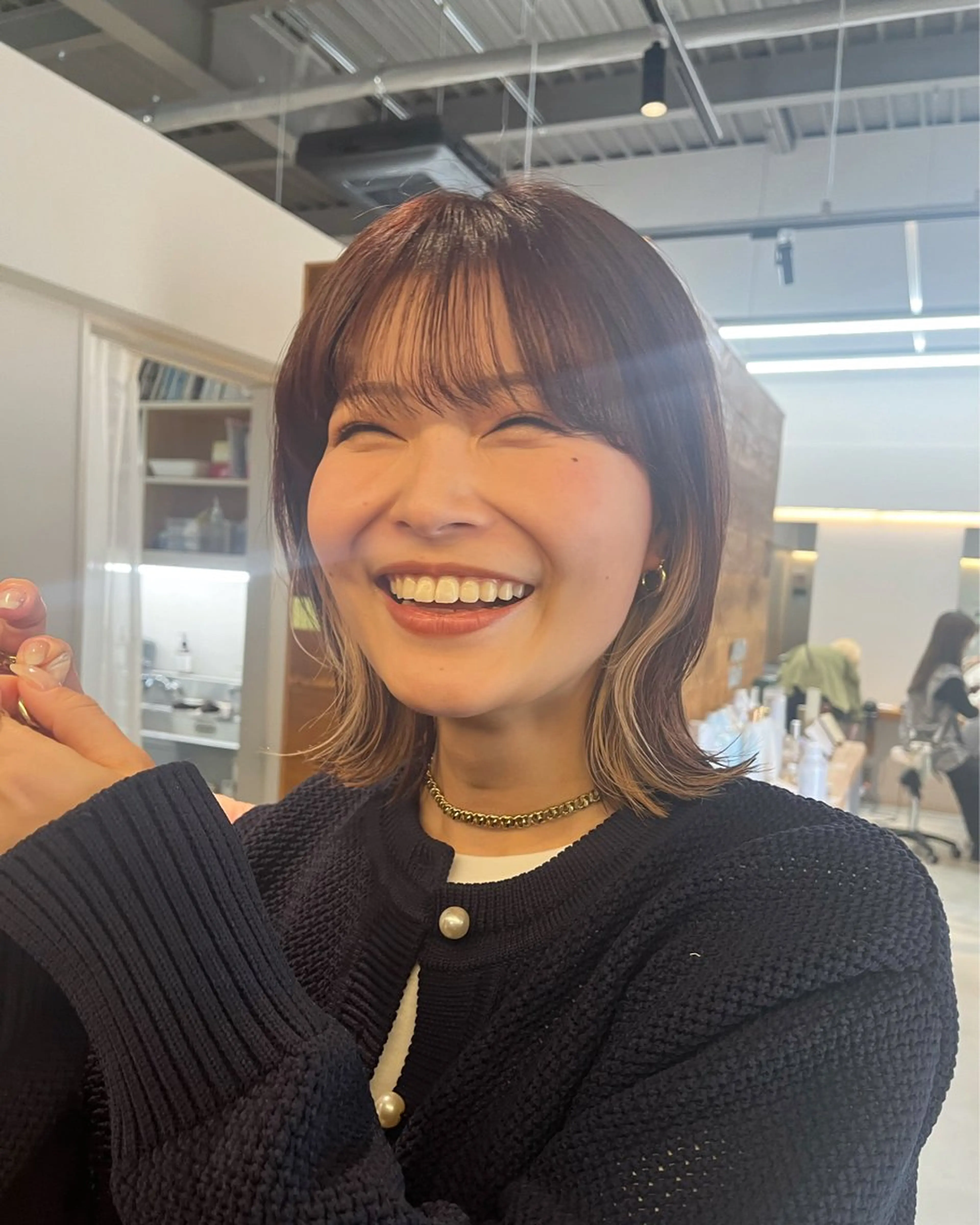 ミディアム レイヤーカット 林 優花のヘアスタイル
