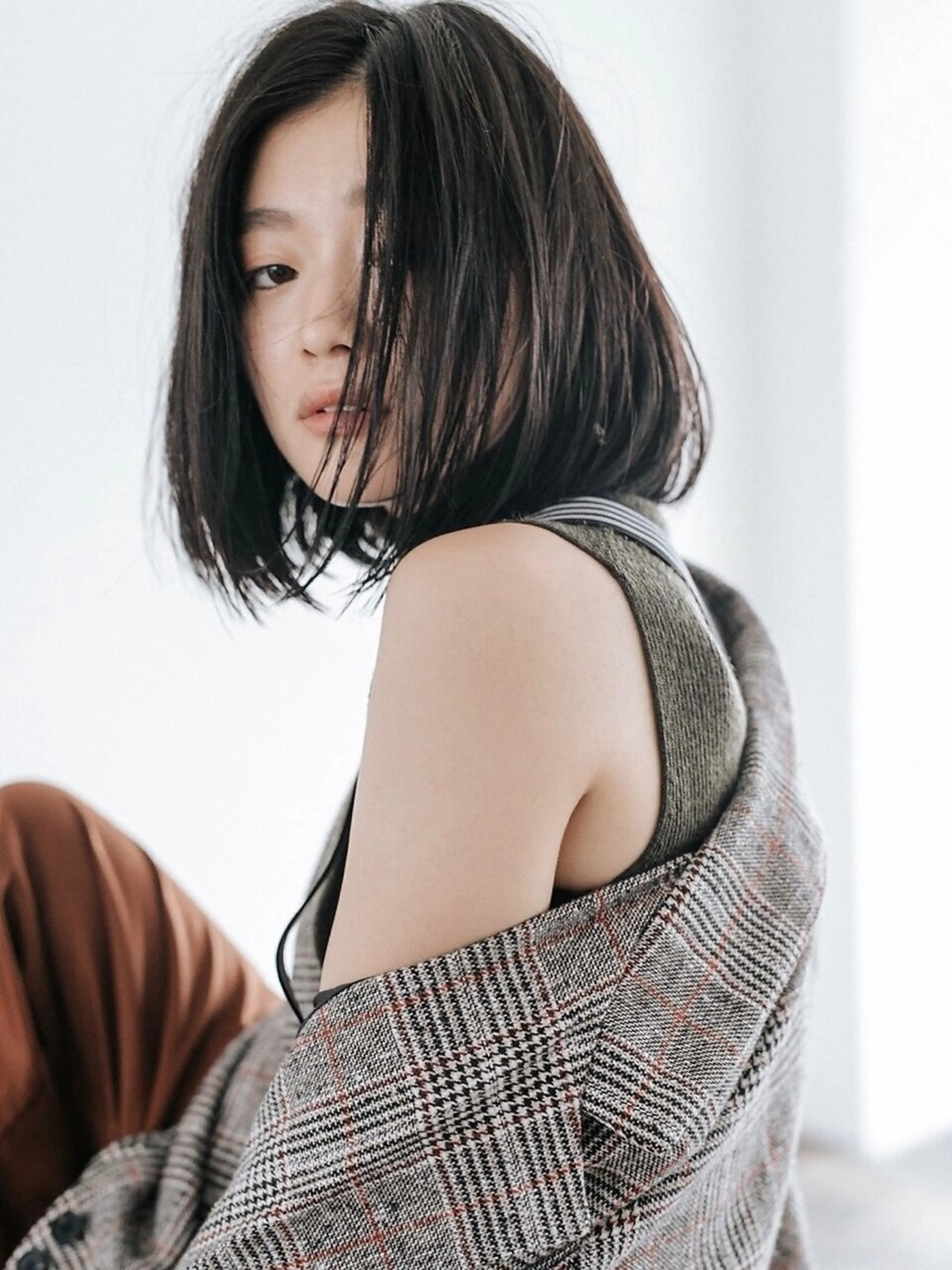 ミディアム カット 縮毛矯正 くびれボブ/インナー カラー　taigaのヘアスタイル