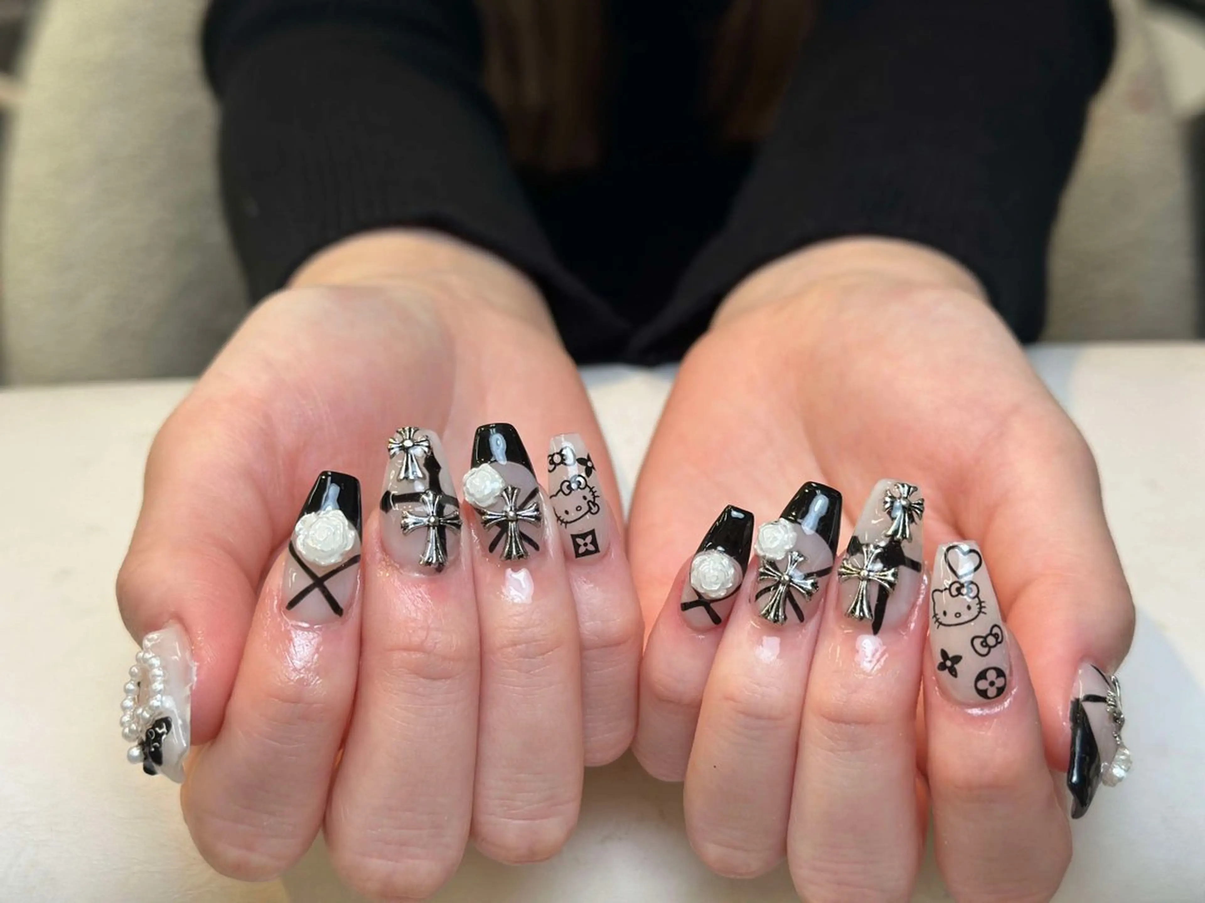 ネイル アートネイル フレンチネイル ジェルネイル ニュアンスネイル オフィスネイル ハンドネイル Nie Nail Salon所属・Nie Nail Shinokuboのネイルデザイン
