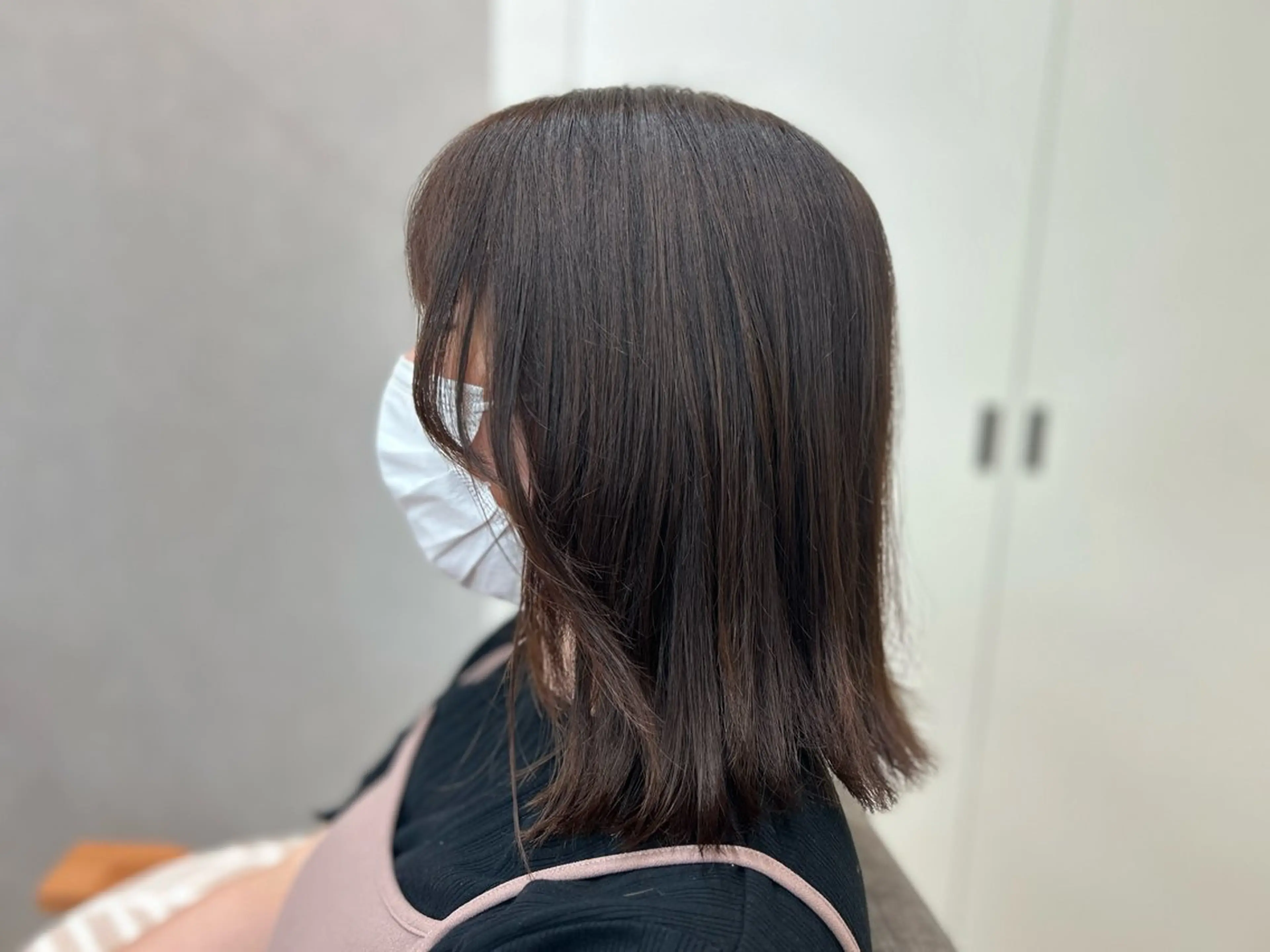 ミディアム ボブ 外ハネヘア Vimヘアー泡瀬店所属・しもじ あとむのヘアスタイル