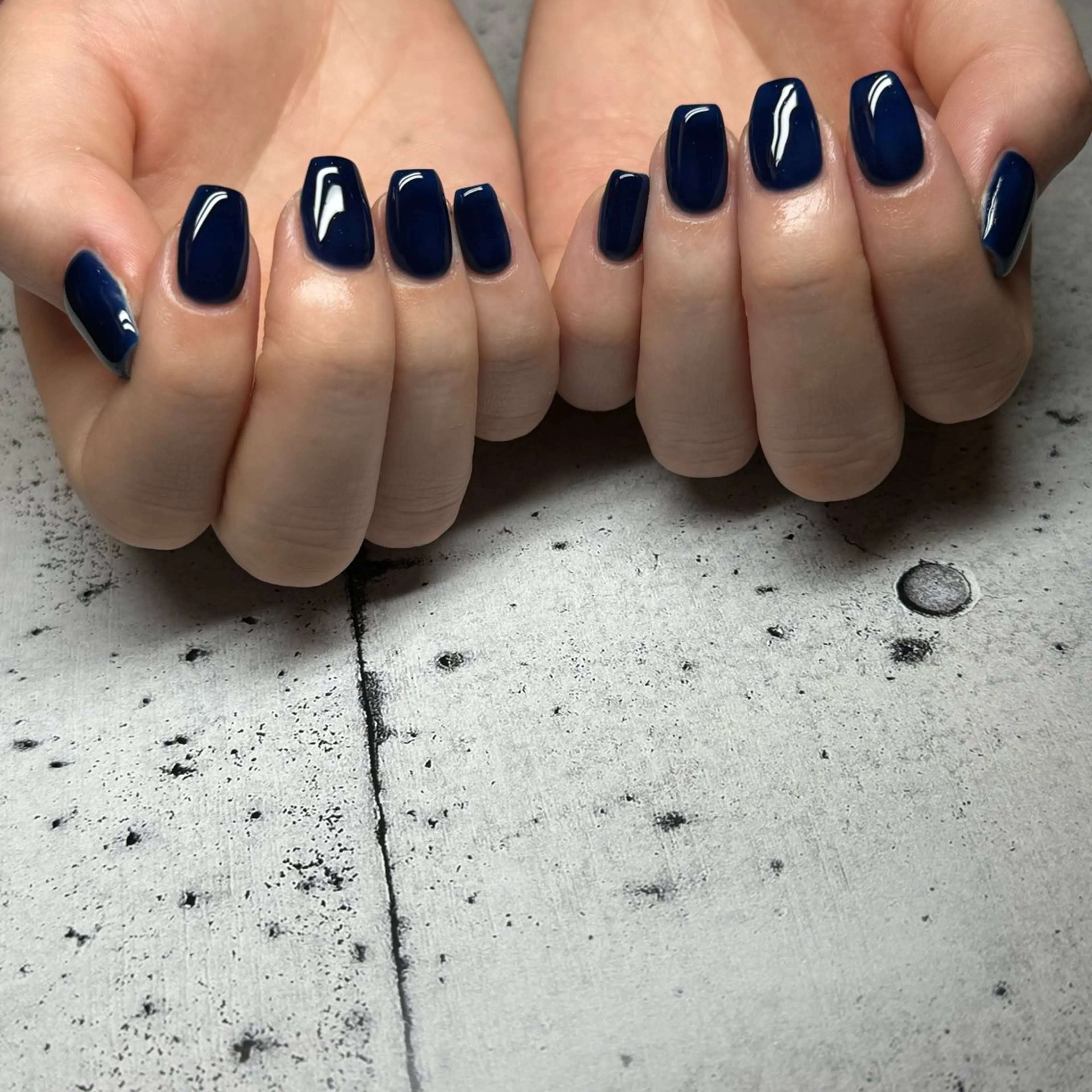 ネイル ネイビー 𝐫𝐚𝐢 𝐧𝐚𝐢𝐥のネイルデザイン