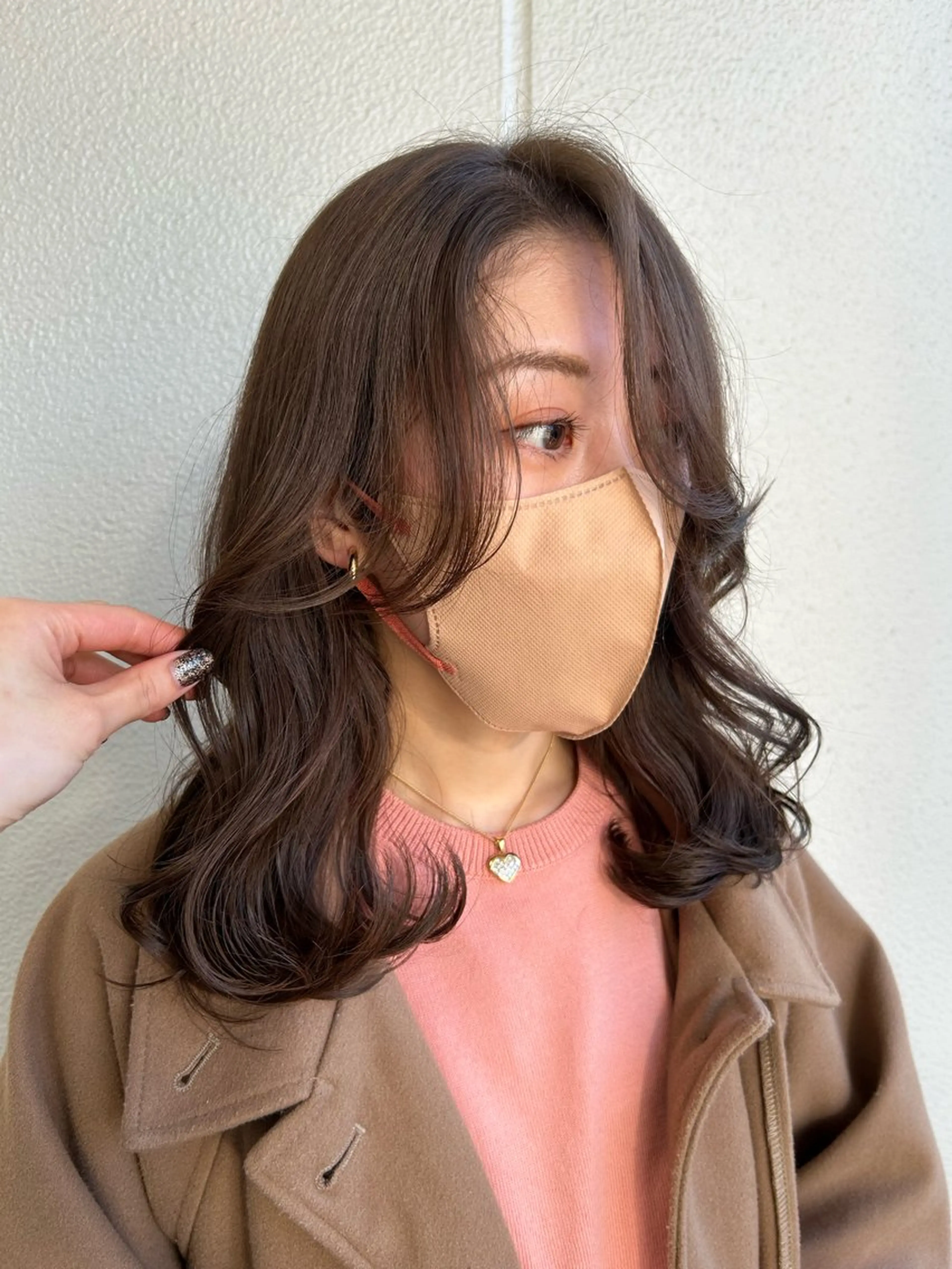 ミディアム カラー ブラウンカラー グレージュ 顔まわりレイヤー レイヤーカット 《暖色/韓国hair 》🇰🇷桑原ユキネのヘアスタイル