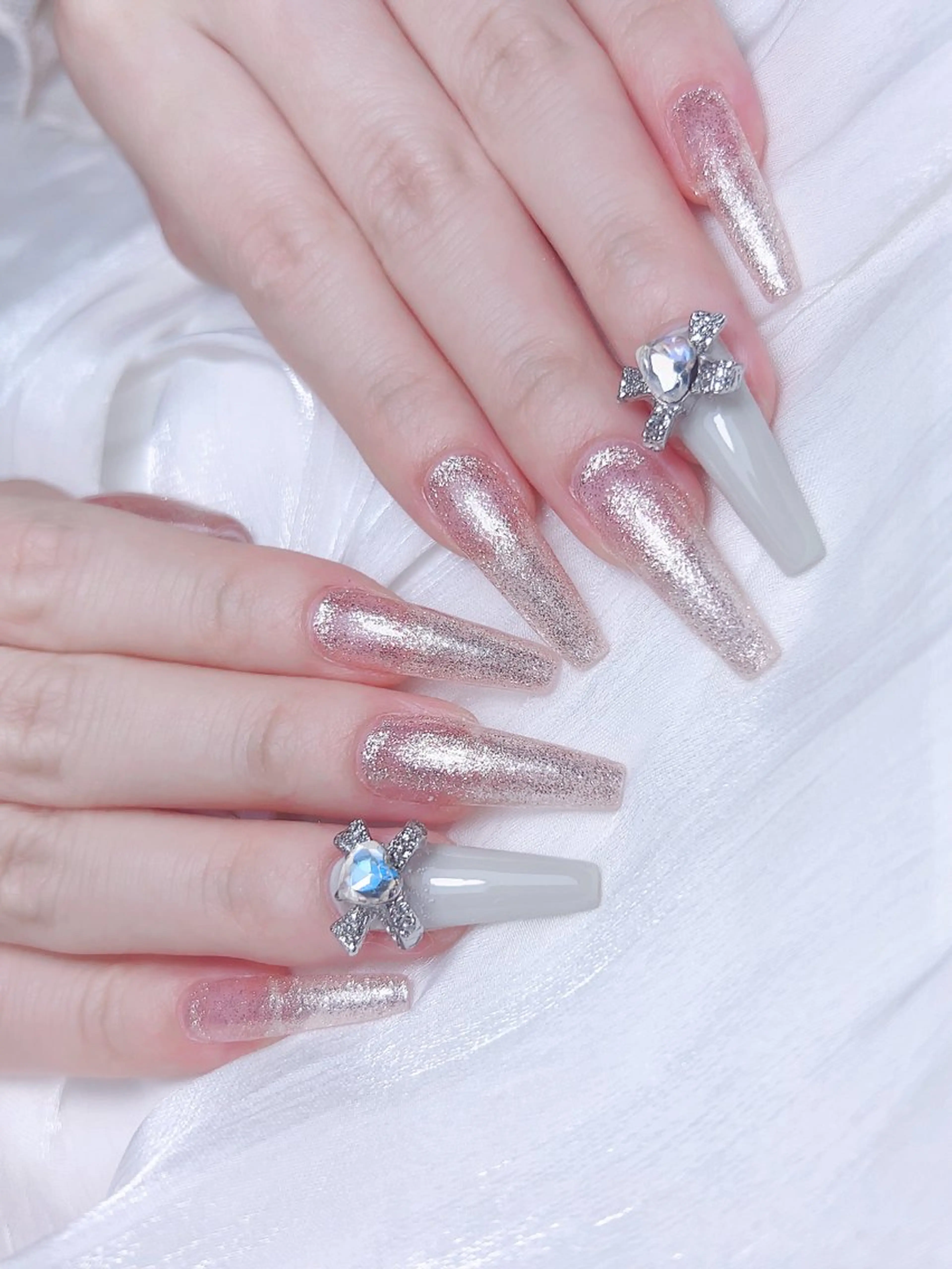 ネイル 🎀M nails✨ ビューティーのネイルデザイン
