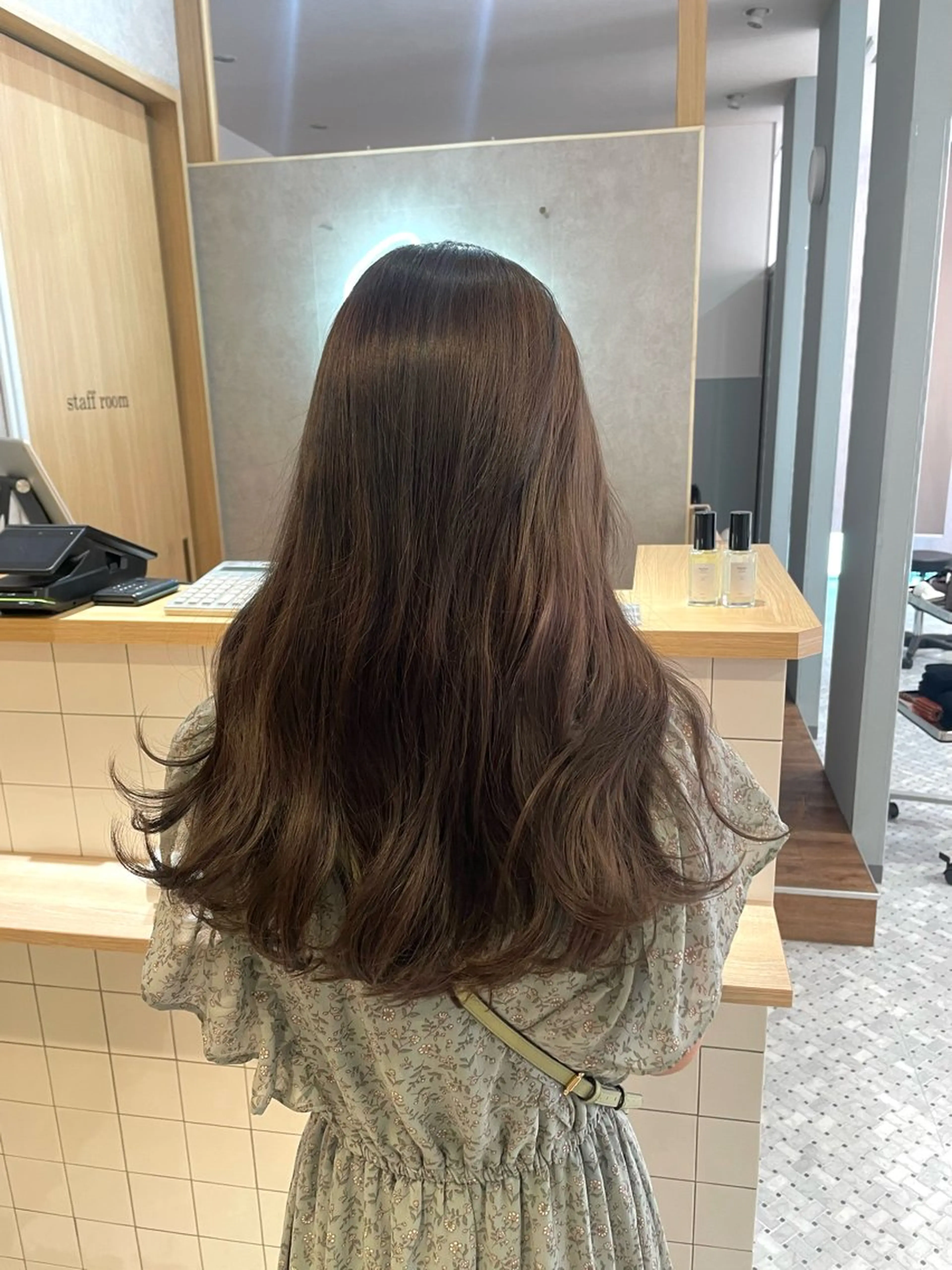 【艶感欲しい方必見🌷】韓国風小顔力ット+オーガニックカラー+ TOKIOトリートメントの写真