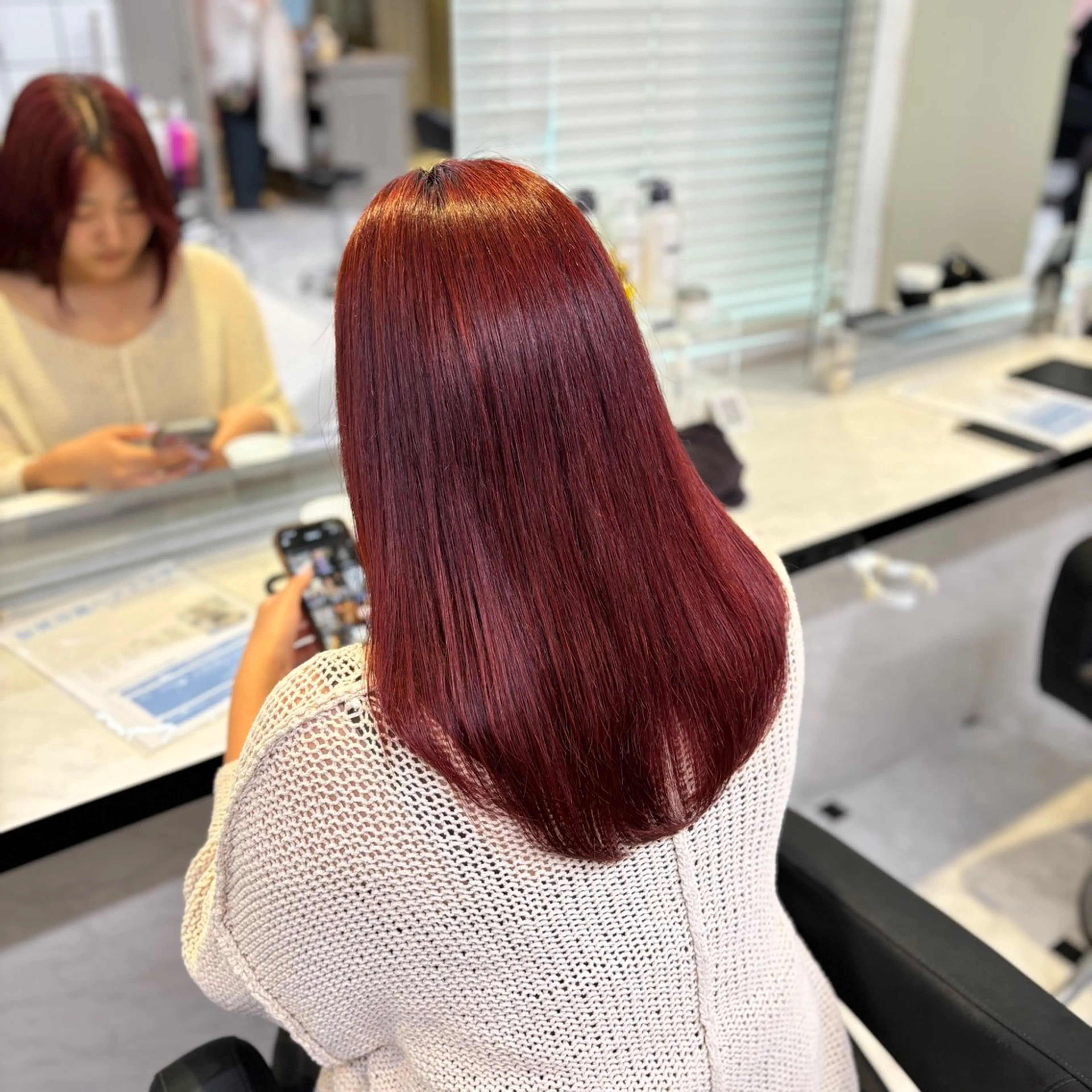 ロング カラー ダブルカラー レッドカラー 髪質改善 💙ハイトーン韓国風 色白ヘア💙manaのヘアスタイル