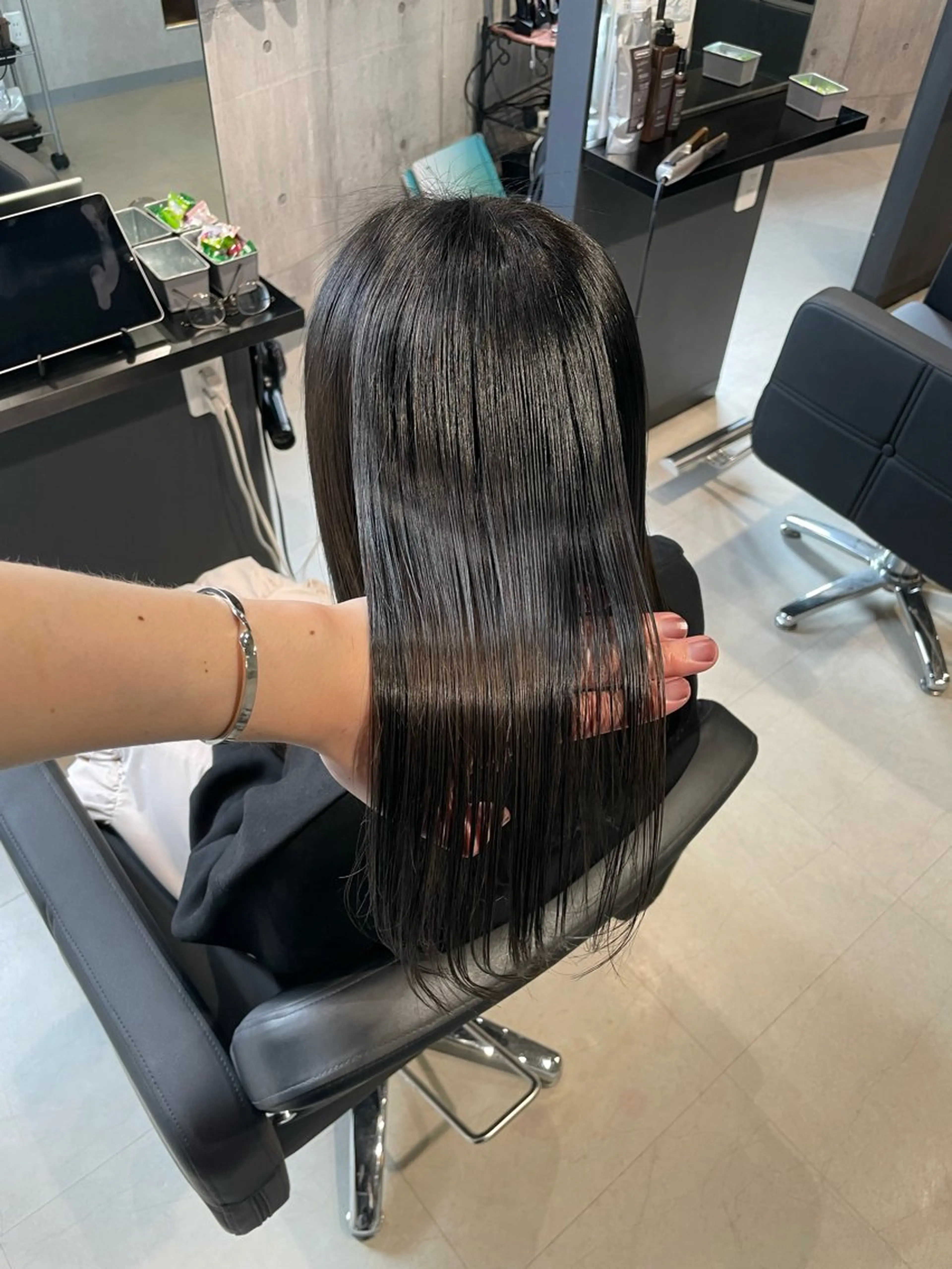 ロング カラー アッシュ アッシュグレー 髪質改善/艶カラー Hiroakiのヘアスタイル