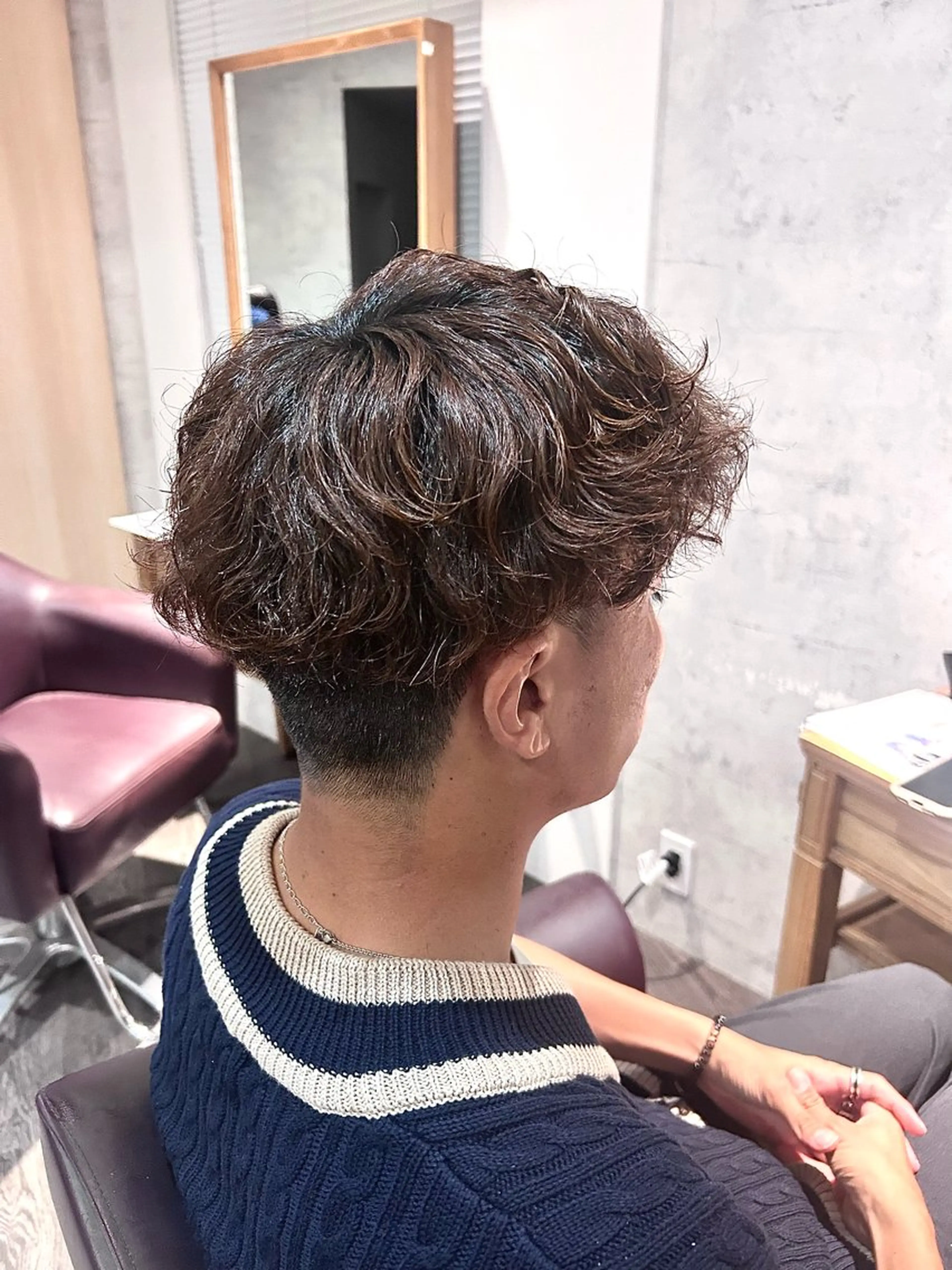 ショート パーマ メンズ カット パーマ ハイトーン🇰🇷 19歳美容師アリルのヘアスタイル