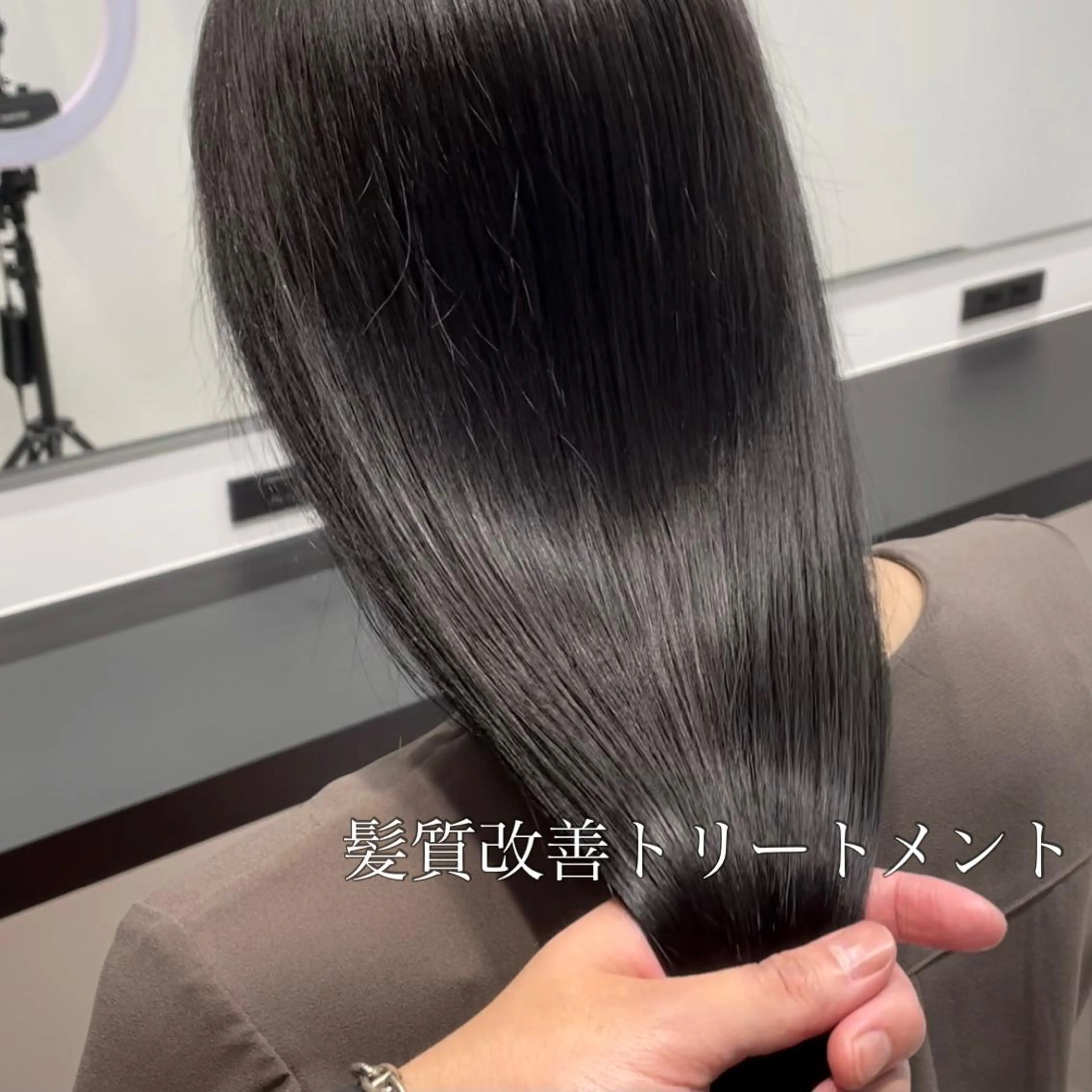 ロング カラー ハイトーンイヤリング カラー清水隆央のヘアスタイル