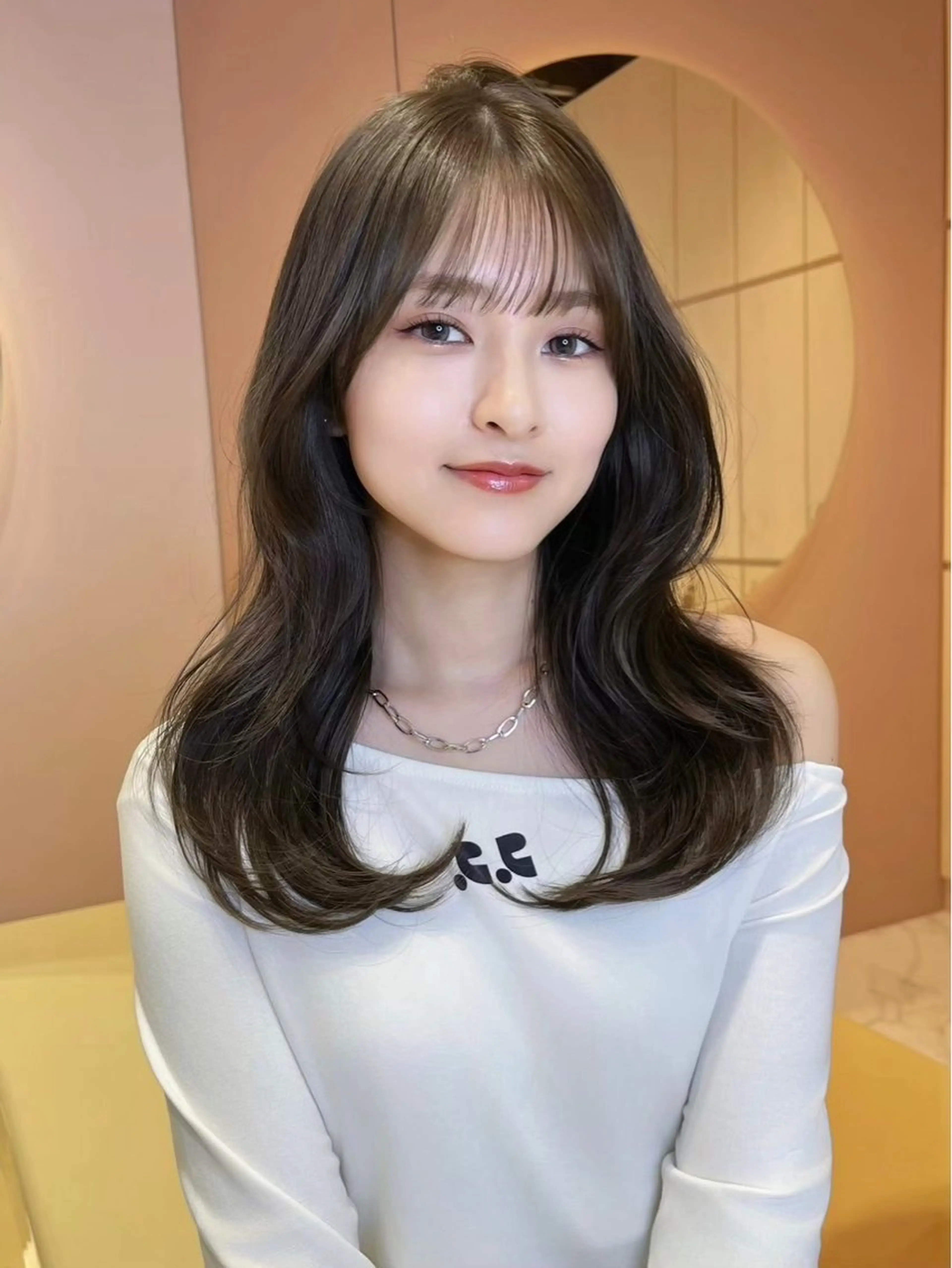 セミロング カラー ヘアアレンジ カット ヘアカラー トリートメント ヘアセット 大宮‎🤍韓国ヘア‎ 髪質改善 佐藤 和のヘアスタイル