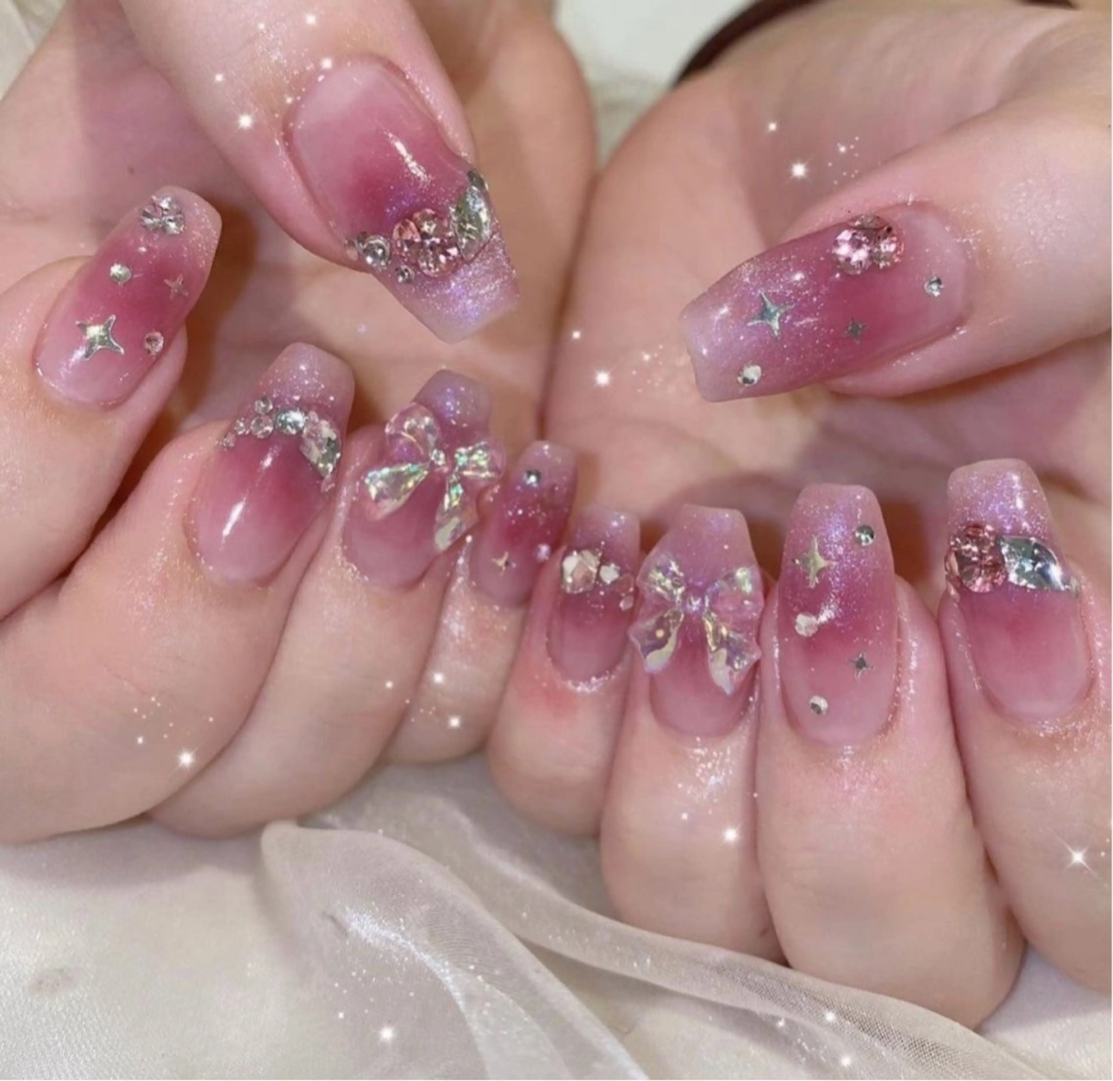 ネイル アートネイル 長さ出し ジェルネイル マグネットネイル ニュアンスネイル なな_ CloudyChanのネイルデザイン