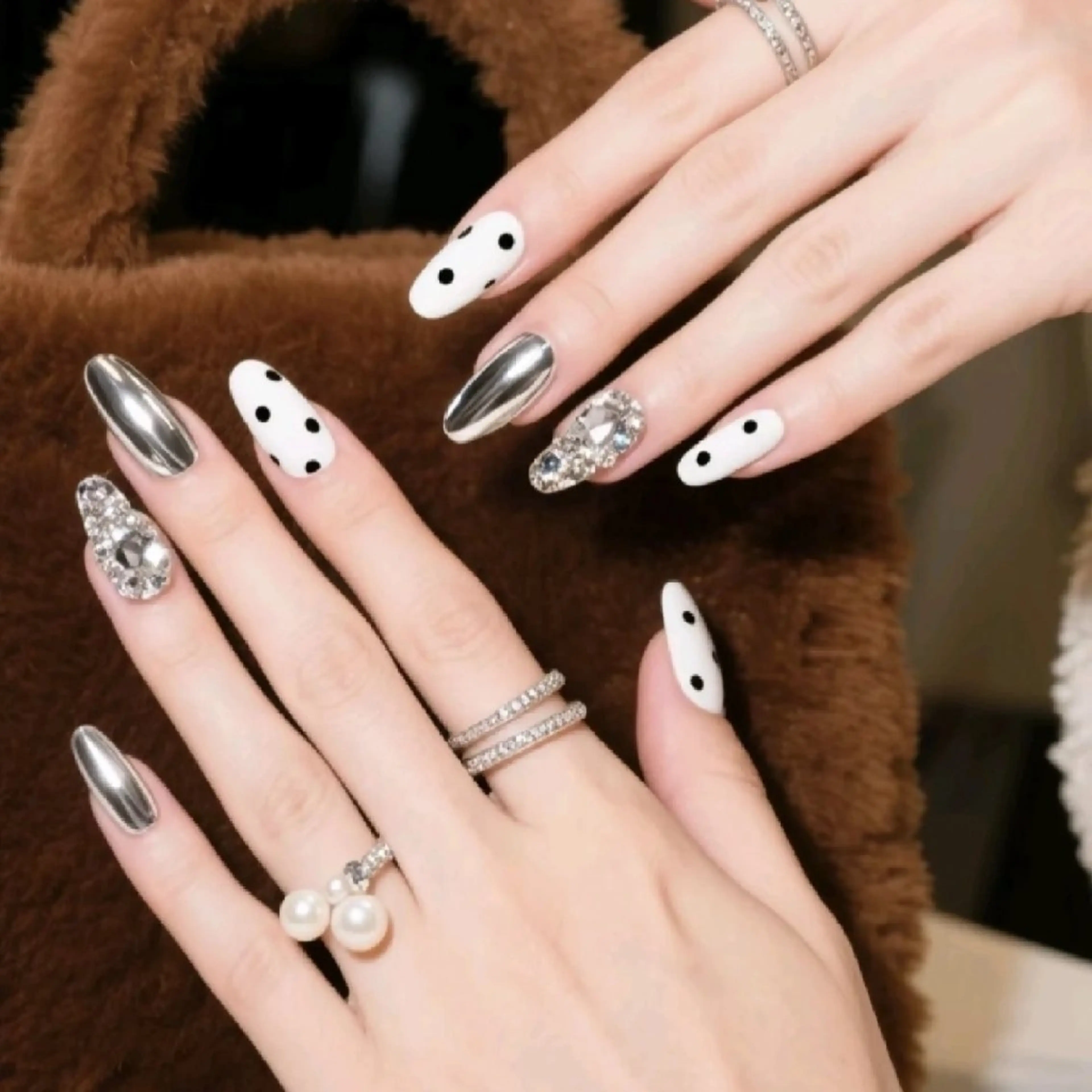 ネイル 鈴木 彩星のネイルデザイン