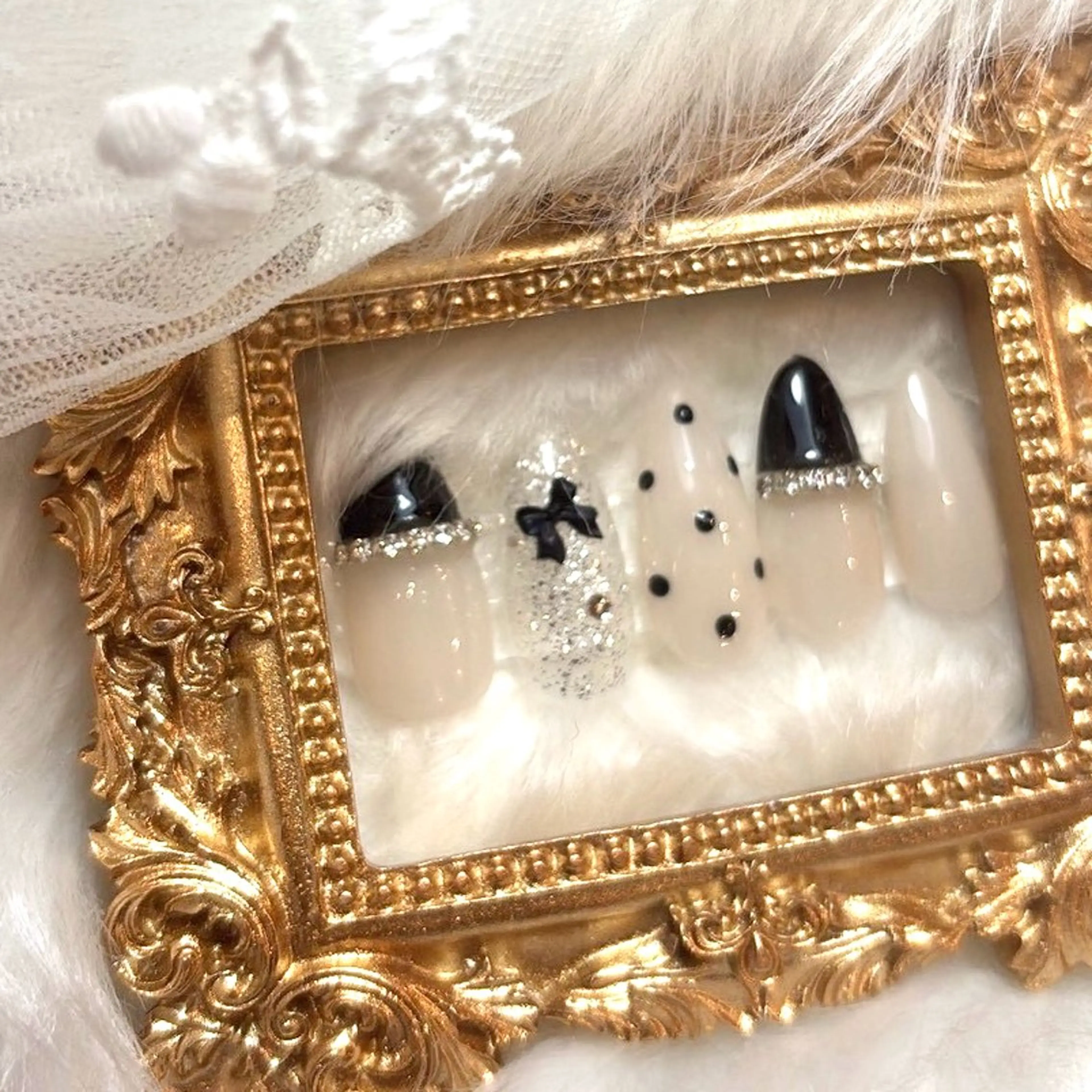 ネイル ハンドネイル LIB VALLA Yuri🍭🖤のネイルデザイン