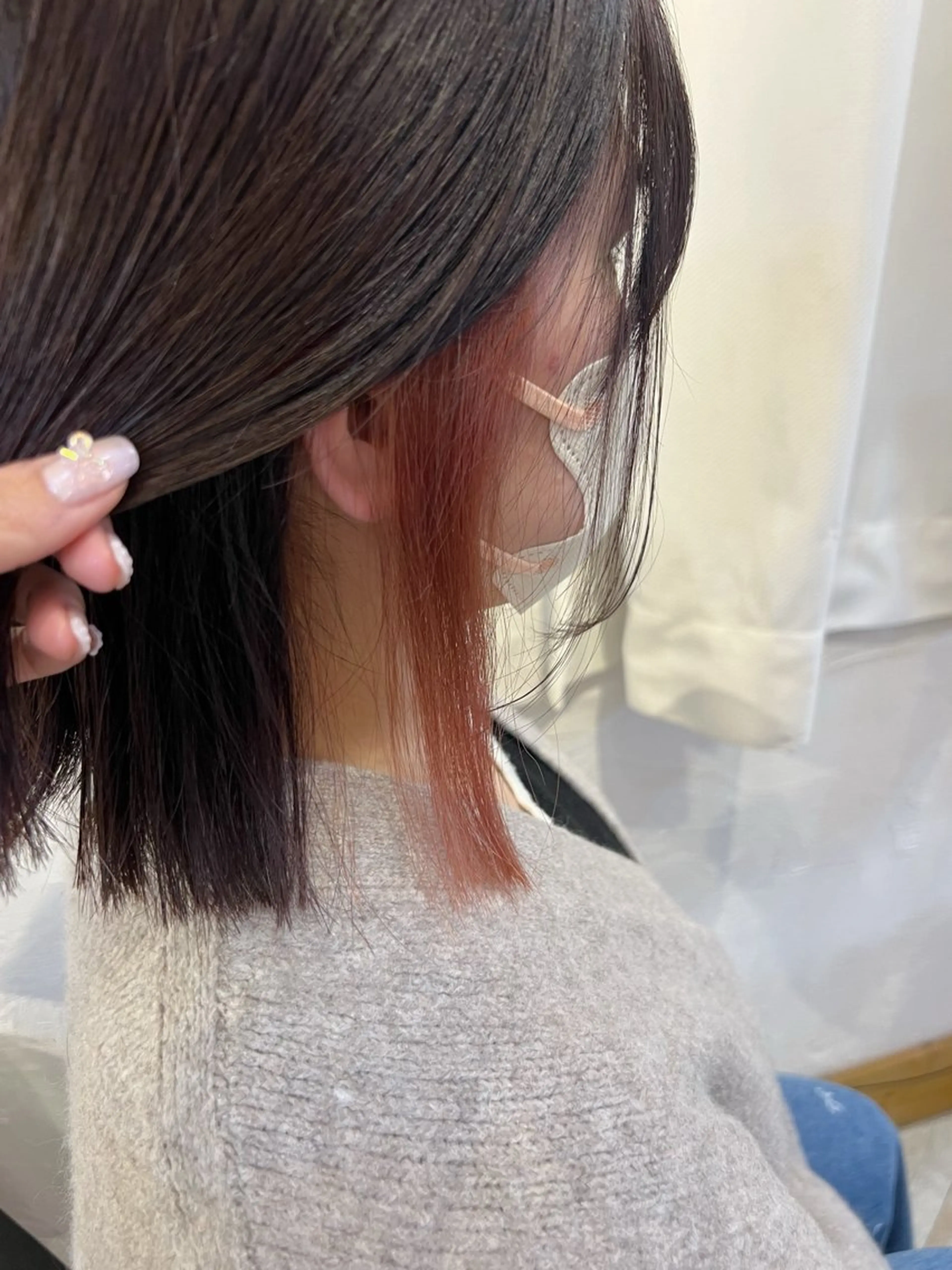 ミディアム カラー デザインカラー イヤリングカラー ボブ 顔周りカット 髪質改善 カット ヘアカラー トリートメント KANA/ボブ/ インナーカラー/艶髪のヘアスタイル