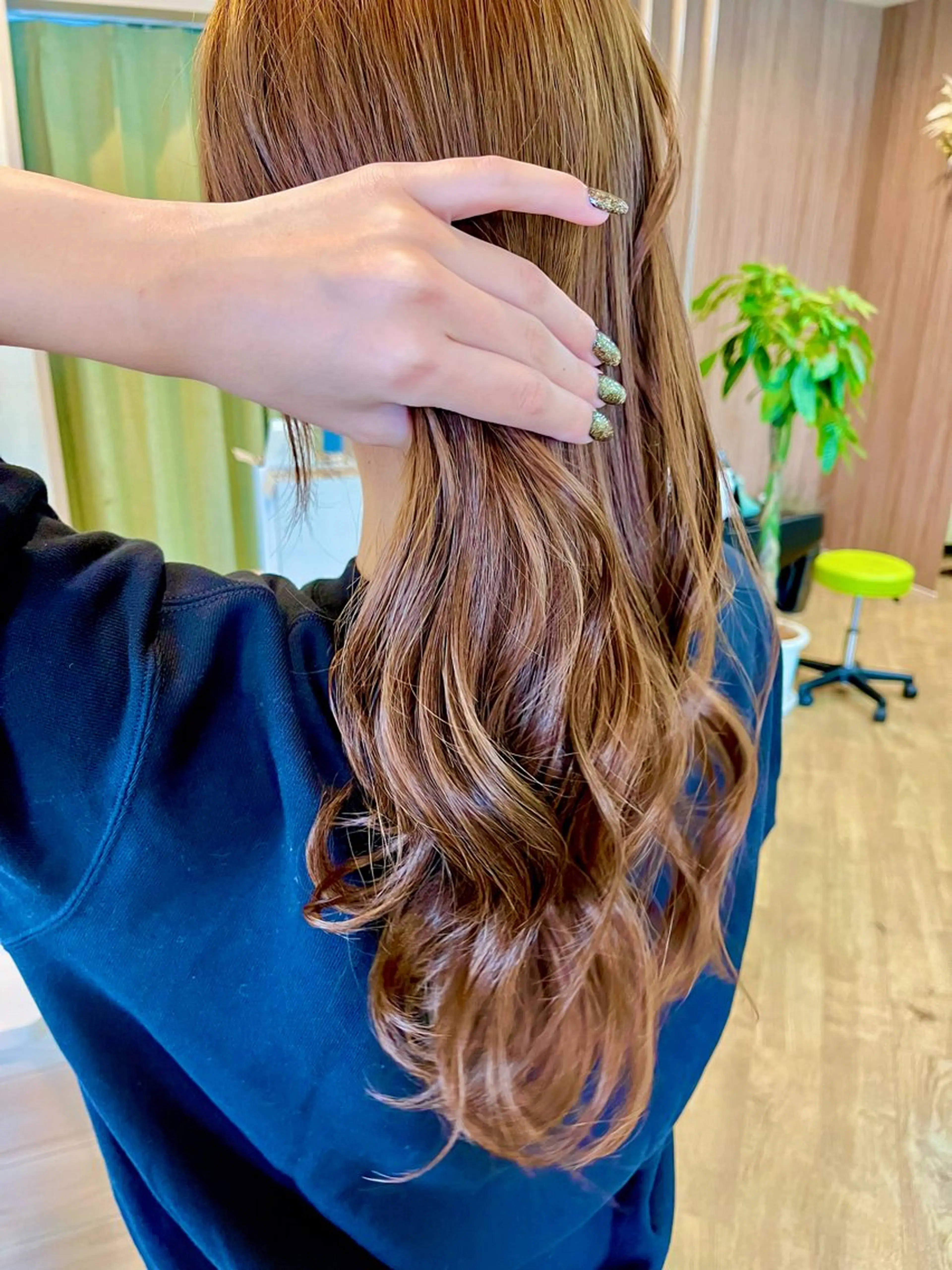 ロング カラー ヘアアレンジ ヘアカラー like みやびのヘアスタイル