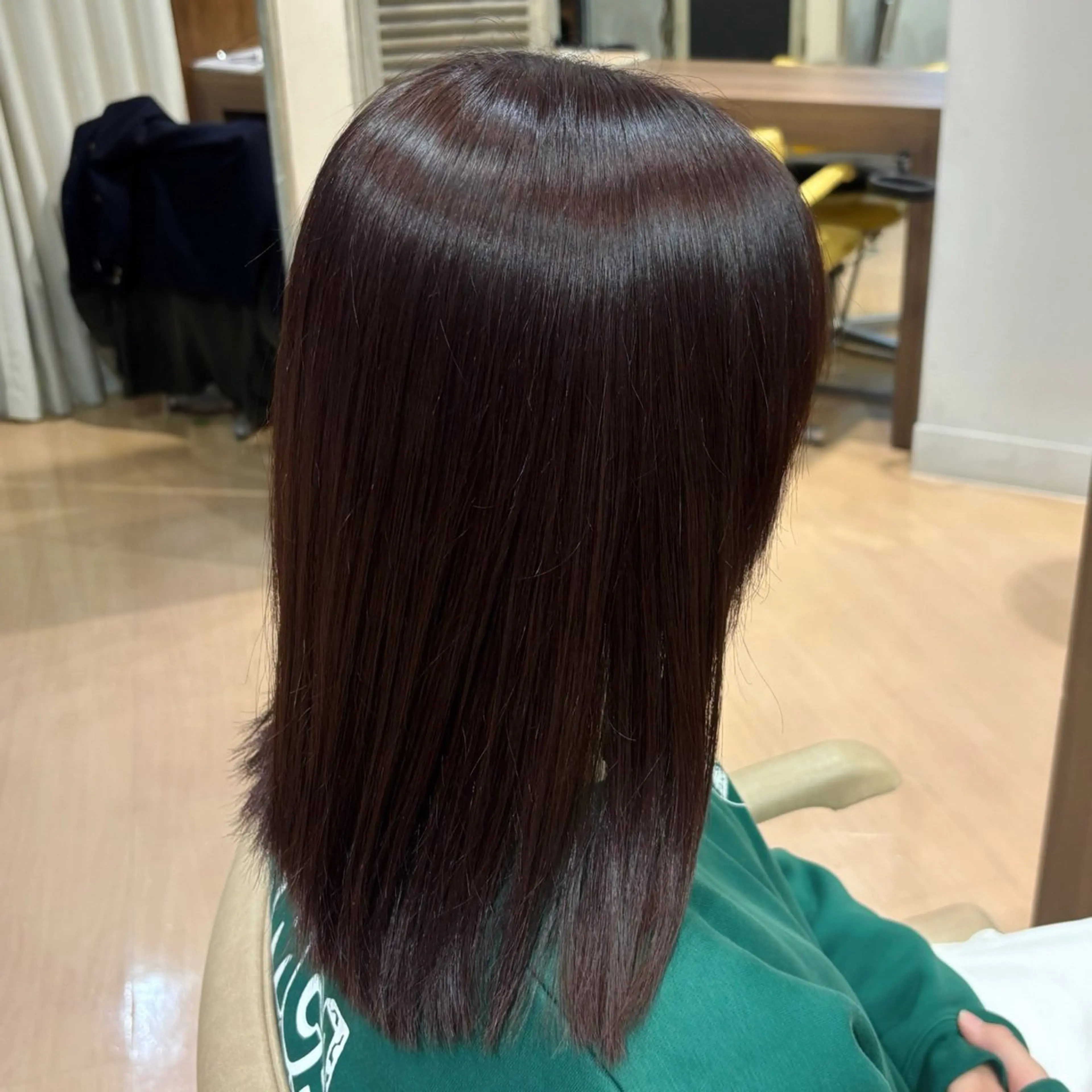 ミディアム ✨ケアブリーチカラー ✨️透明感カラーのヘアスタイル