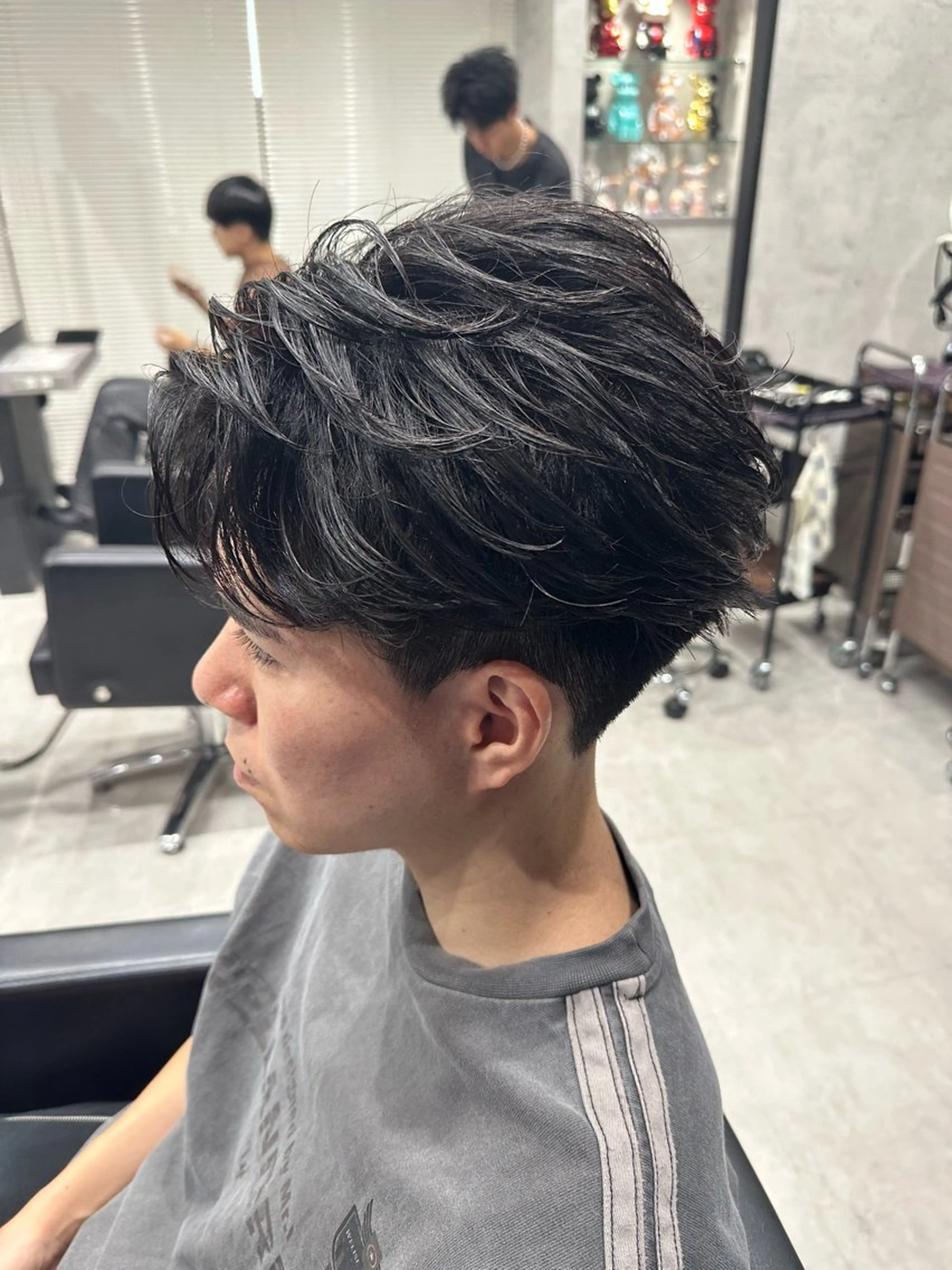 ショート パーマ メンズ フェザーパーマ メンズパーマ カット パーマ 「パーマ指名No1 🥇」小日向悠のヘアスタイル