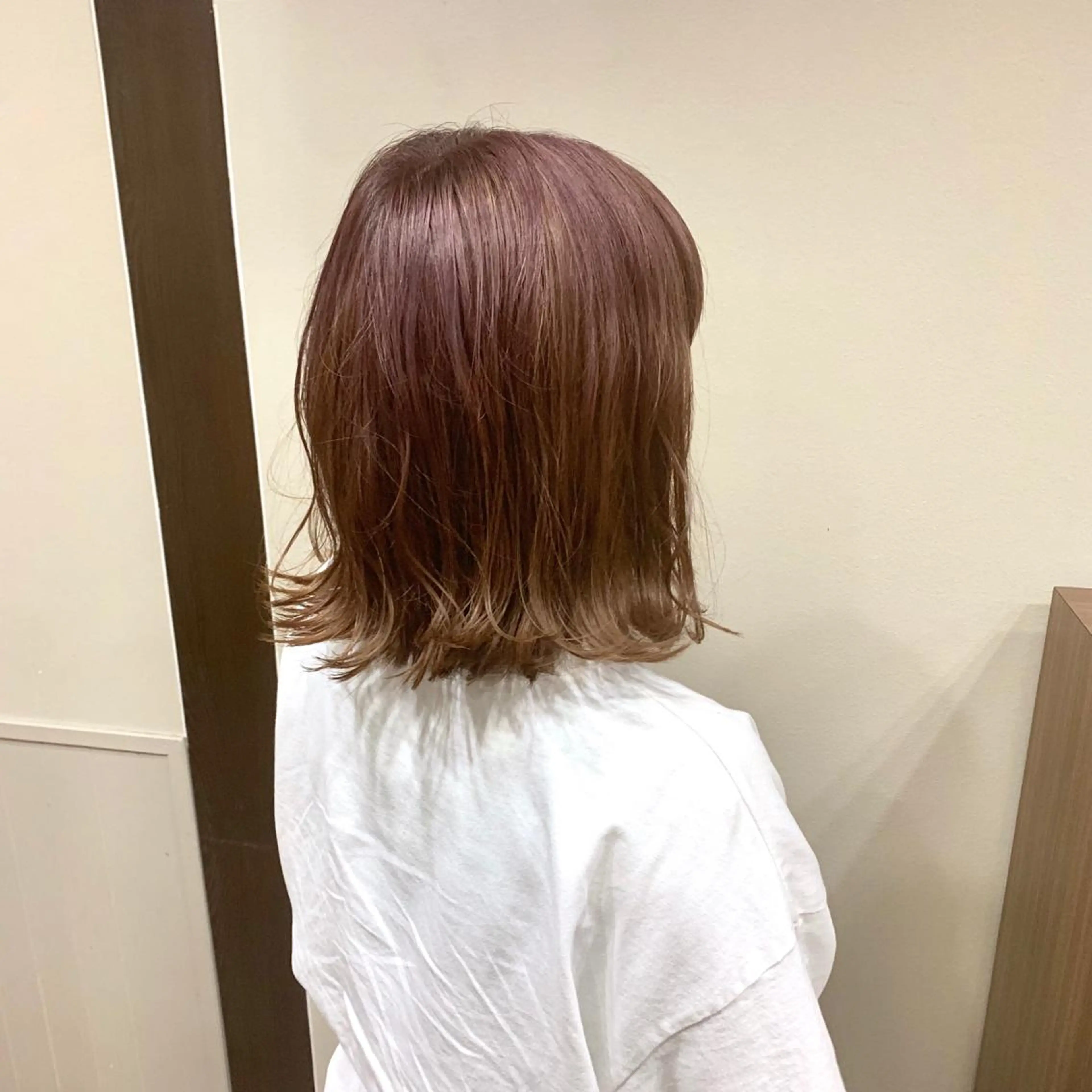 ショート カラー ブリーチ ラベンダーカラー ラベンダーピンク ピンクカラー シェアサロン　シエナ所属・東條 克義のヘアスタイル