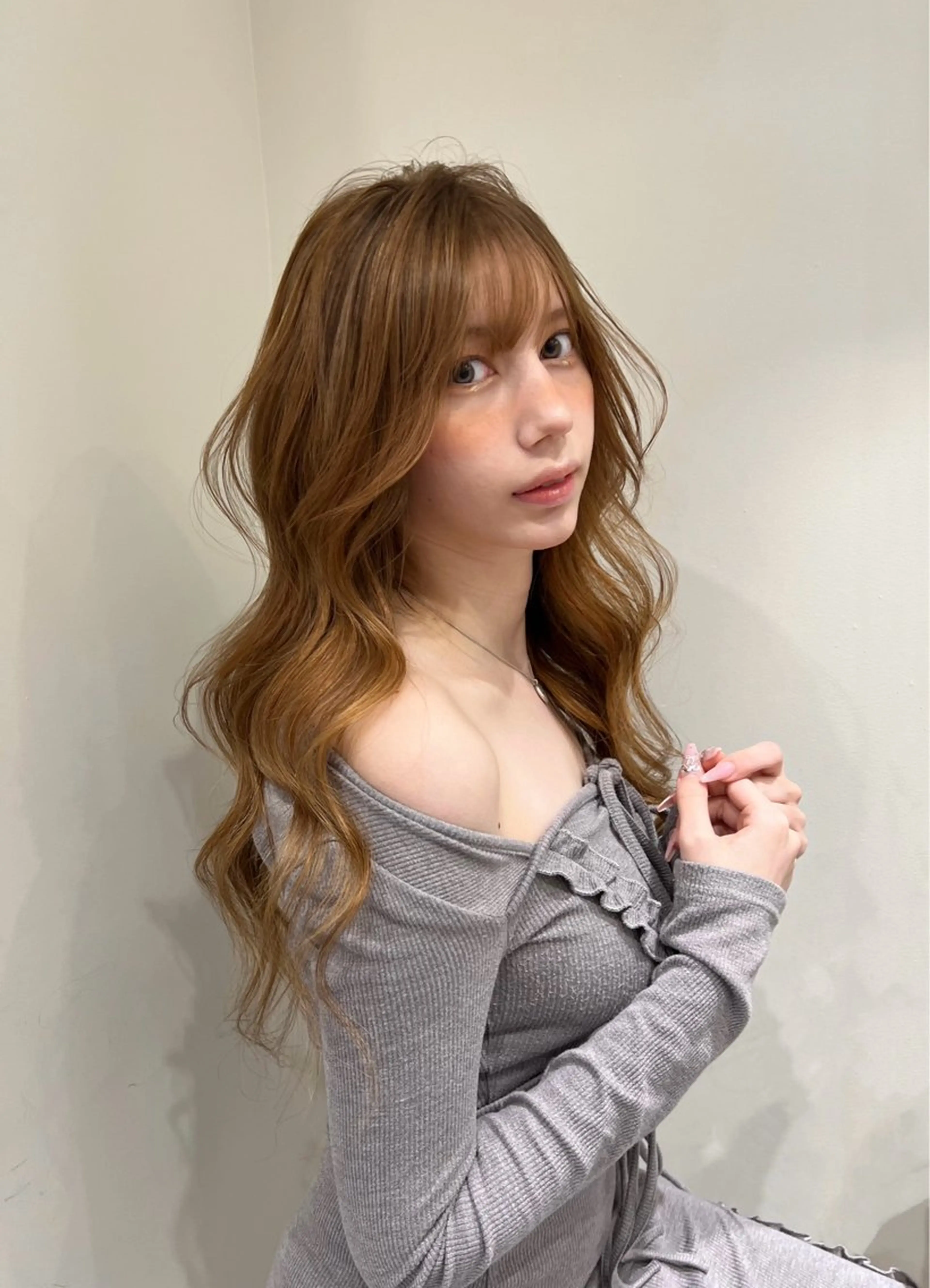 ロング くびれヘア 小顔カット 小顔ボブ jilblanカホのヘアスタイル