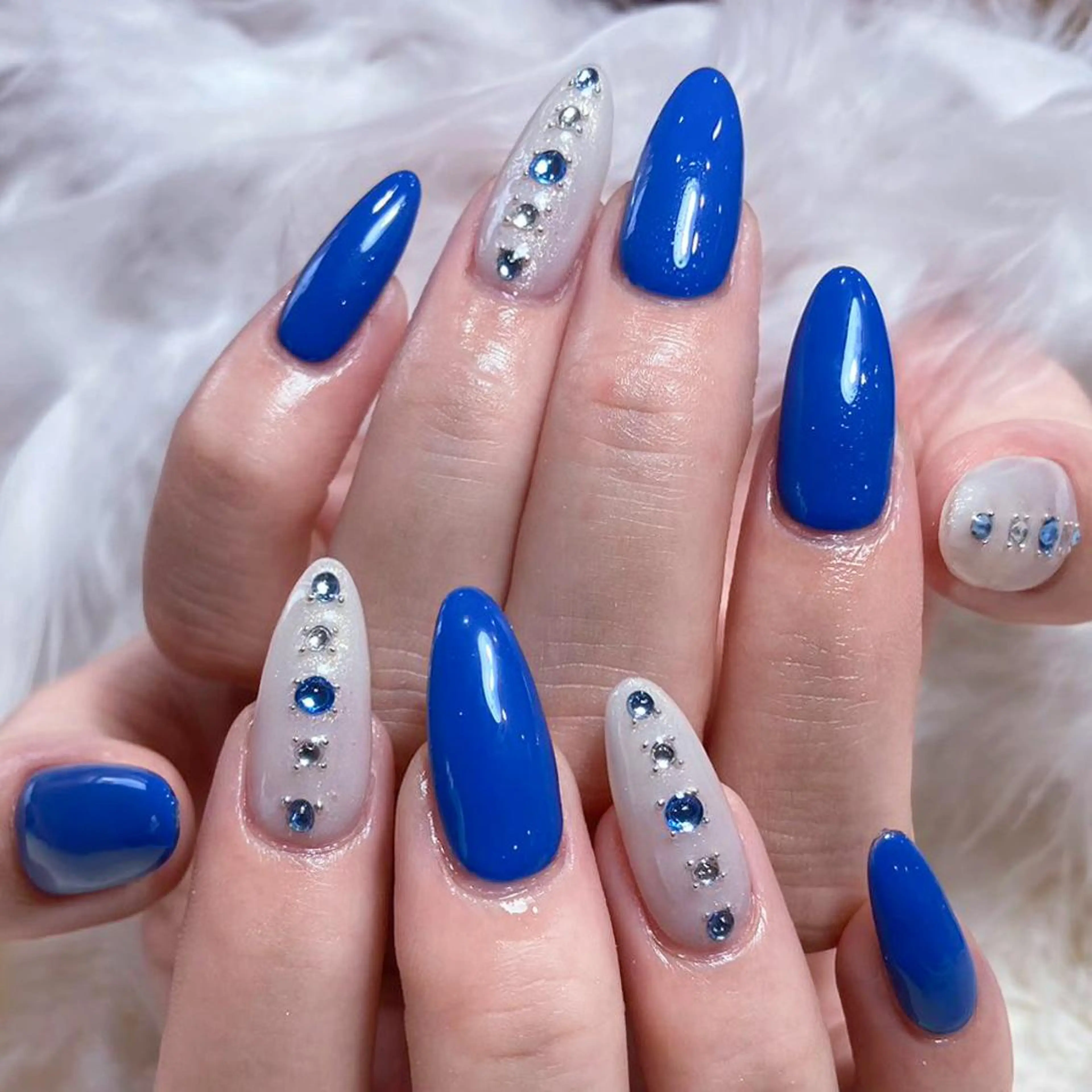 ロング ハンドネイル RINA 🎨のネイルデザイン