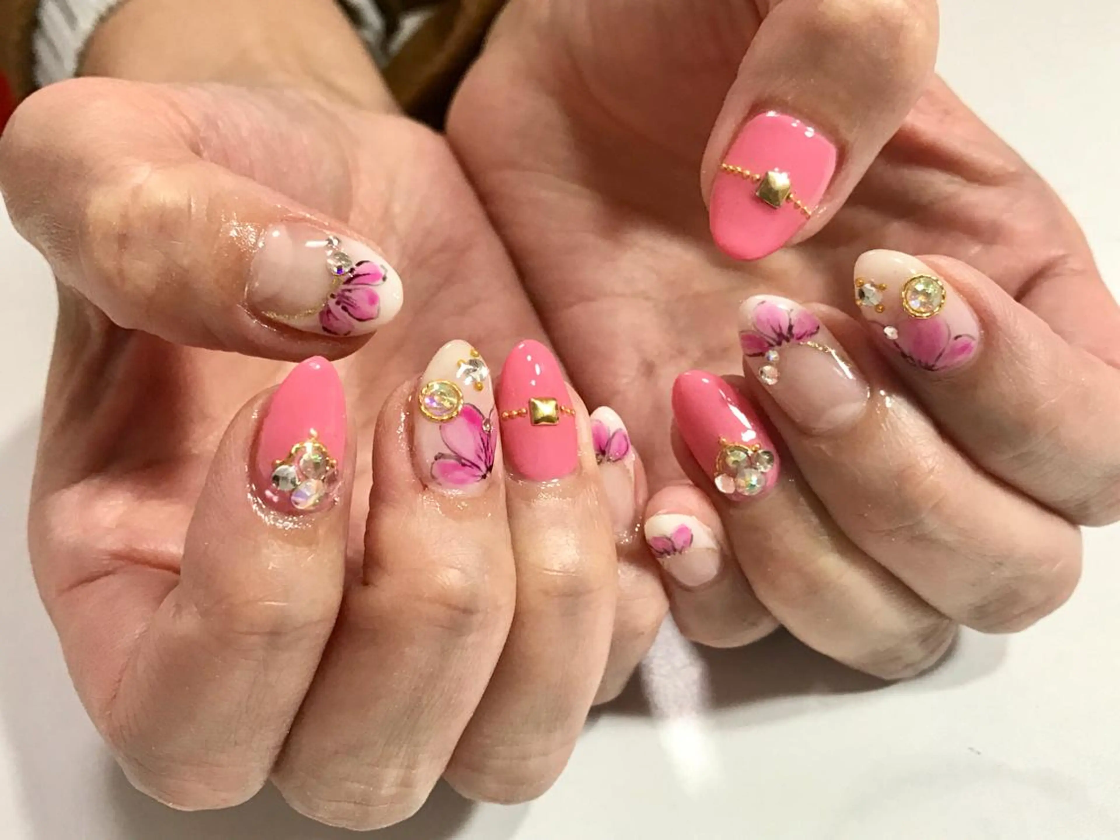 ネイル isle 巻き爪・フットケア専門店所属・【巻き爪・フットケア 専門店】SAKI🕊のネイルデザイン