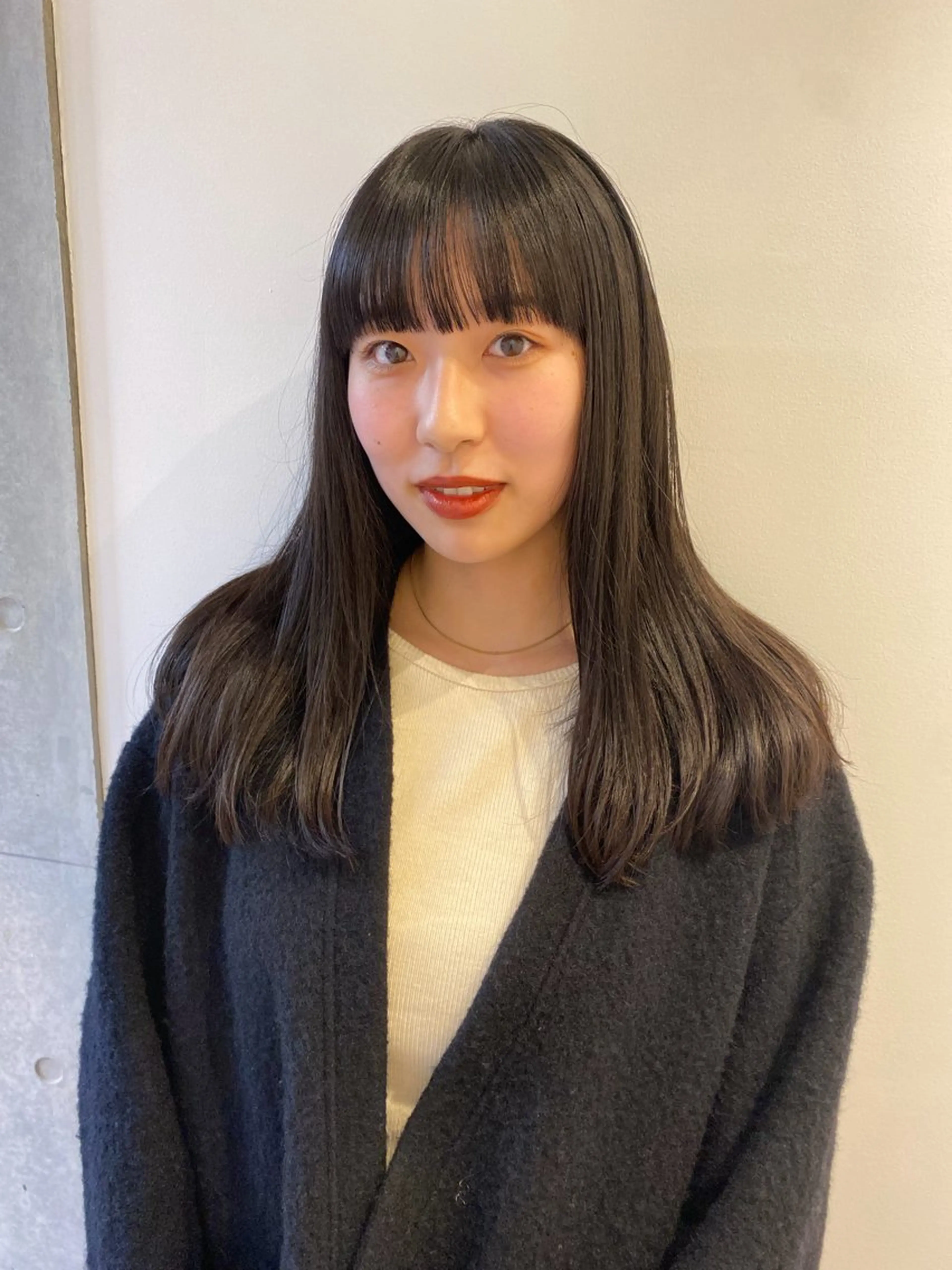 ロング カラー カット トリートメント 室谷 侑奈のヘアスタイル