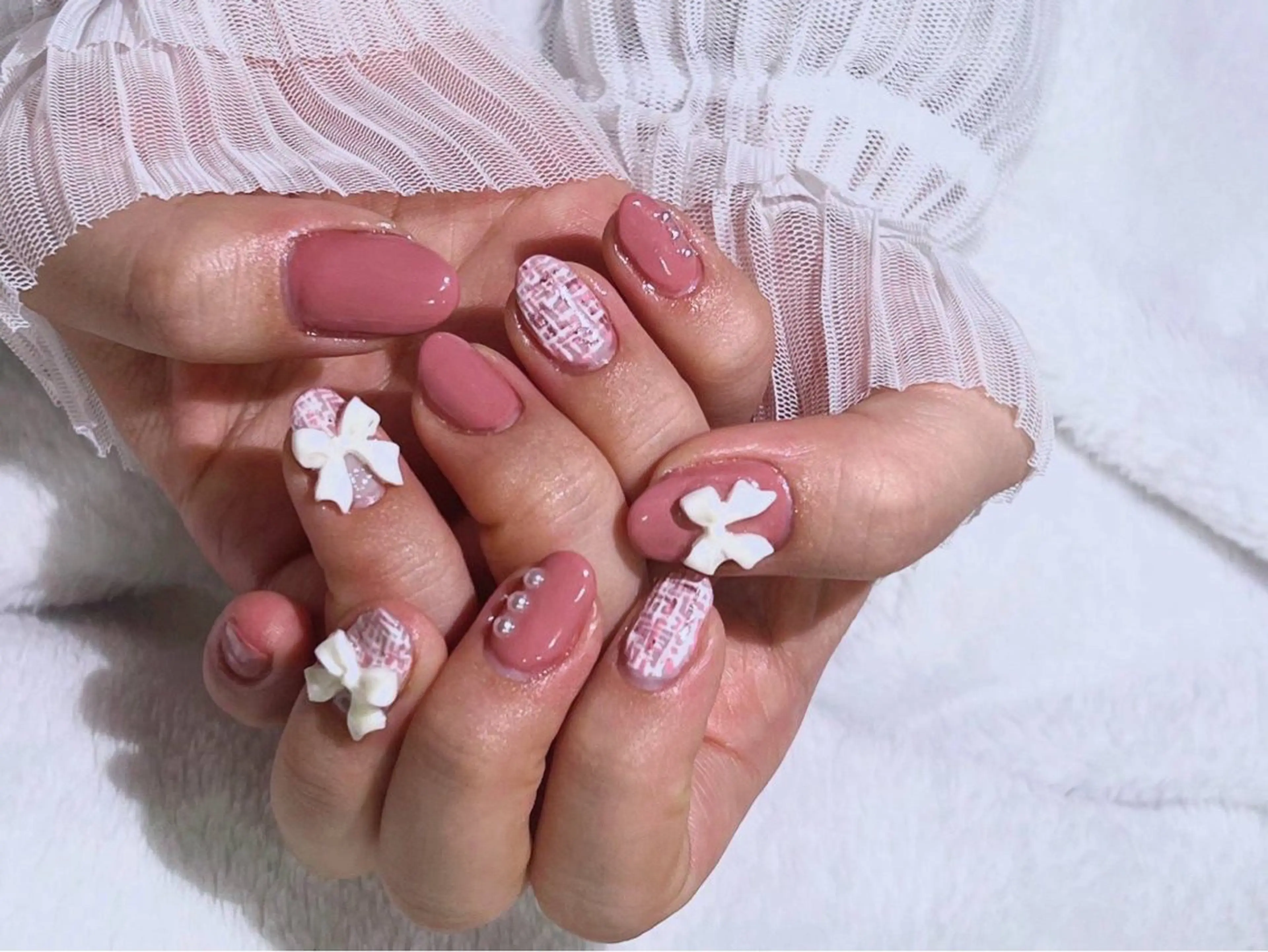 ネイル アートネイル フットネイル ジェルネイル ガーリー ミディアムネイル hanaCoco+plus所属・hanacoco ＋plusのマツエク・マツパデザイン