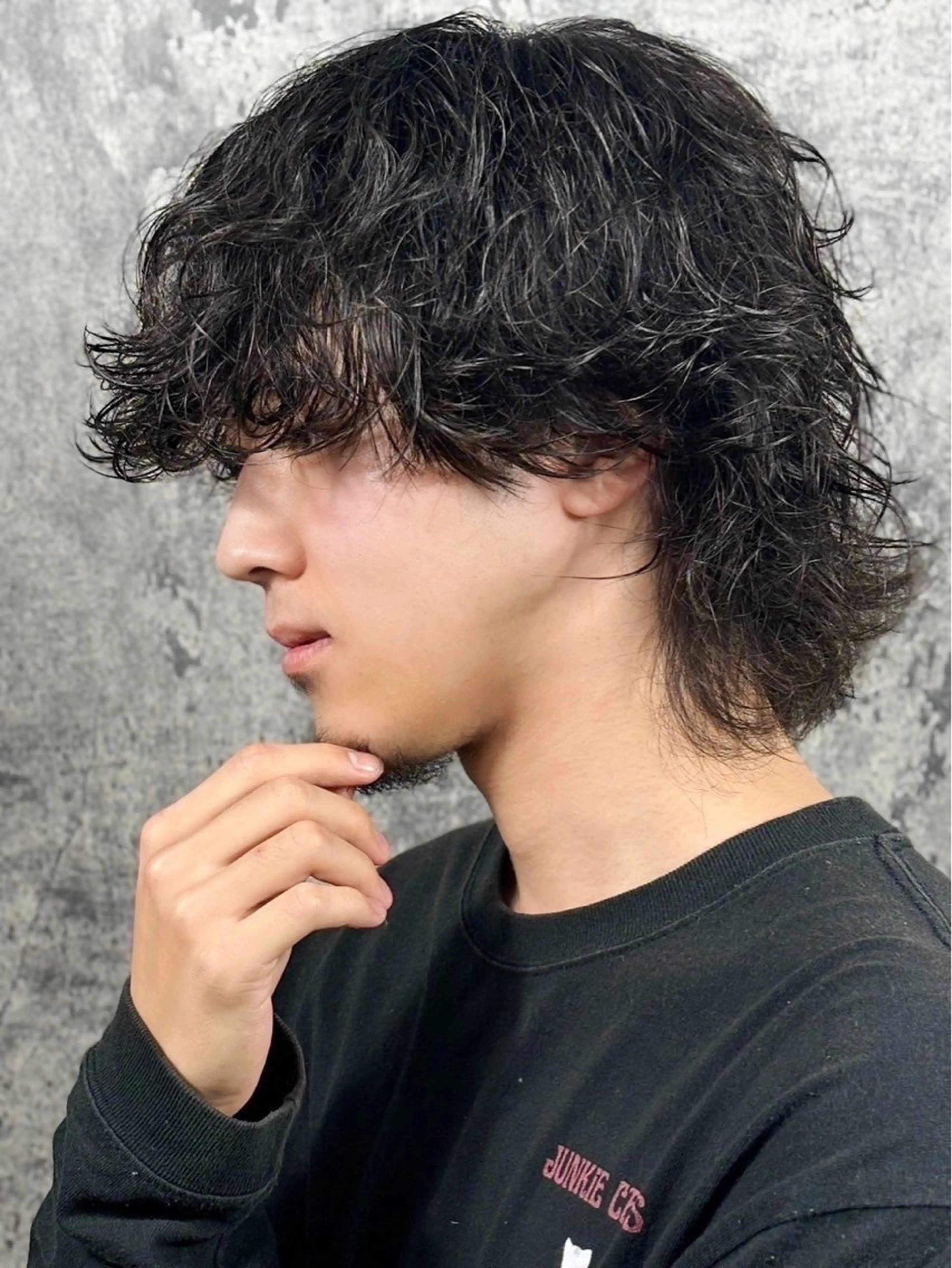 ミディアム パーマ ヘアアレンジ メンズ カット パーマ プレミアムバーバー新宿店所属・⚡️メンズ特化⚡️ 倉林 隼大のヘアスタイル