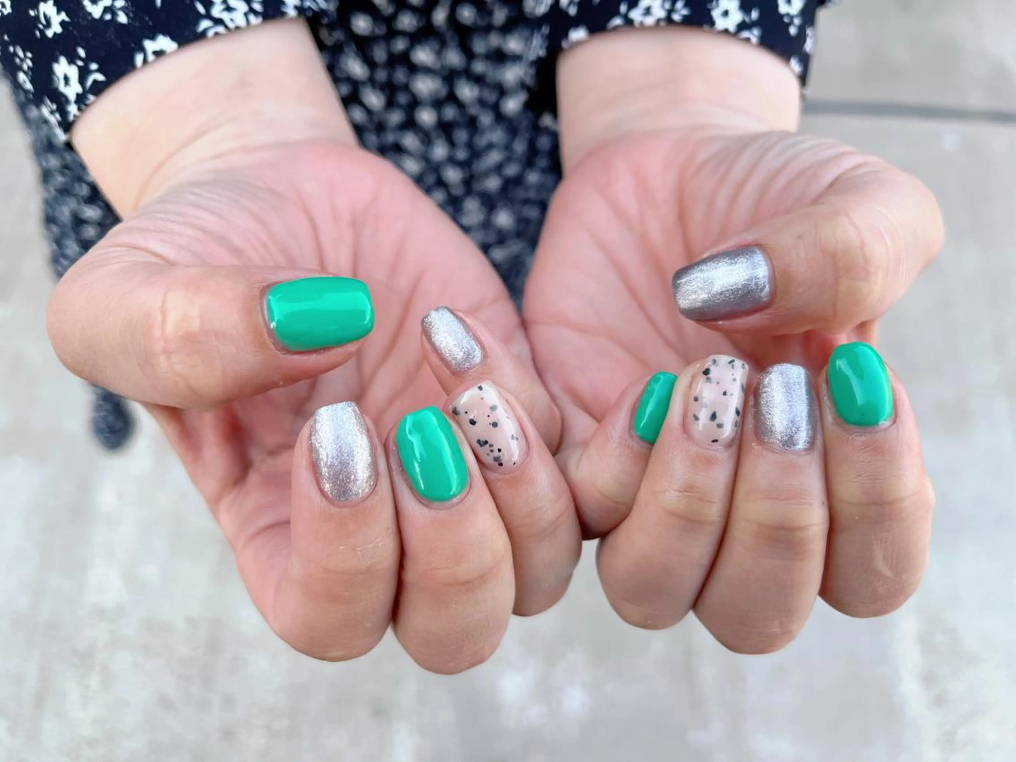 ネイル ワンカラーネイル ハンドネイル ビューティーサロン プチフルールのネイルデザイン