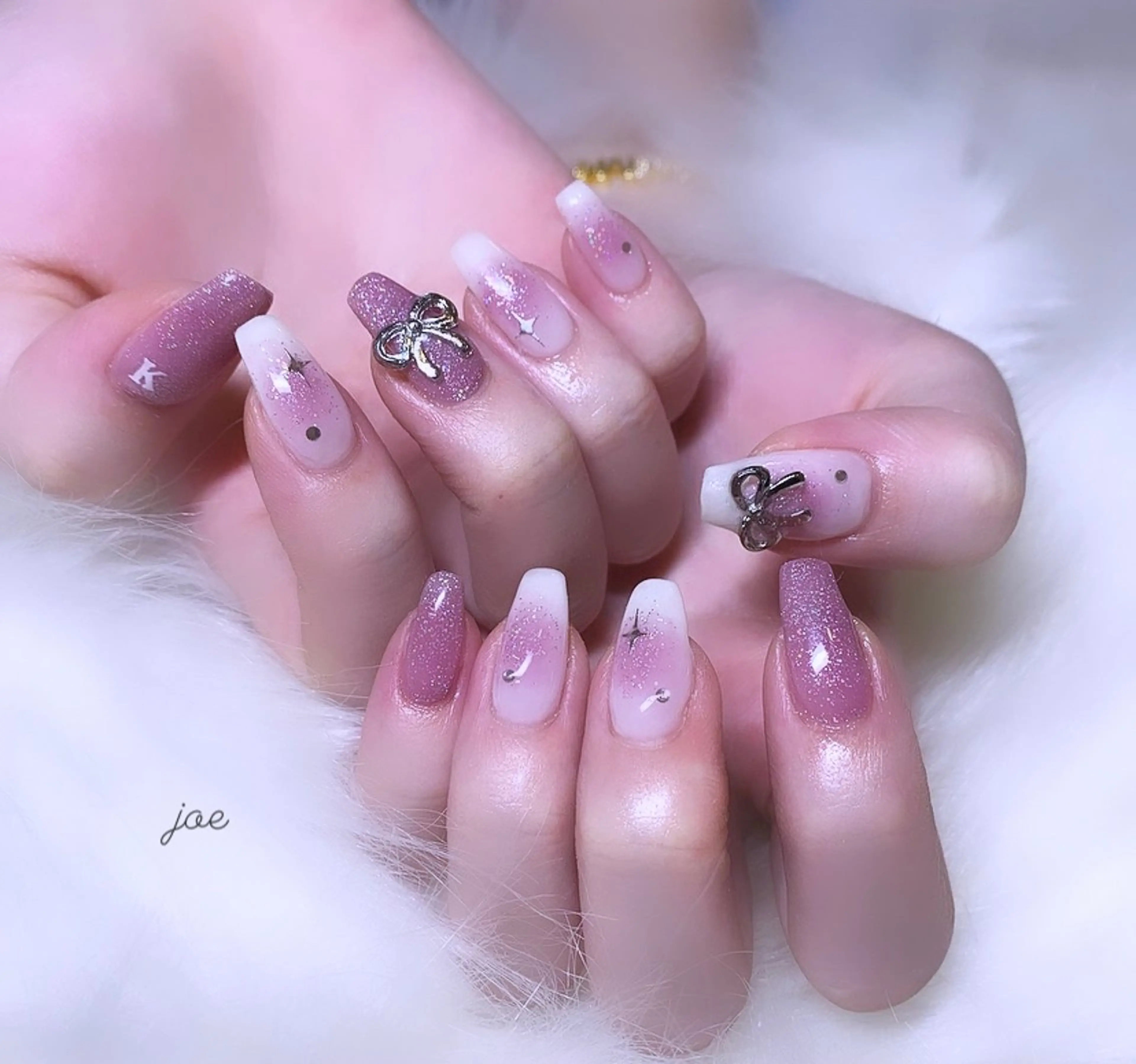 ネイル チークネイル ラメ(グリッター) ハンドネイル EstheSalon J.o.e /石堂のネイルデザイン