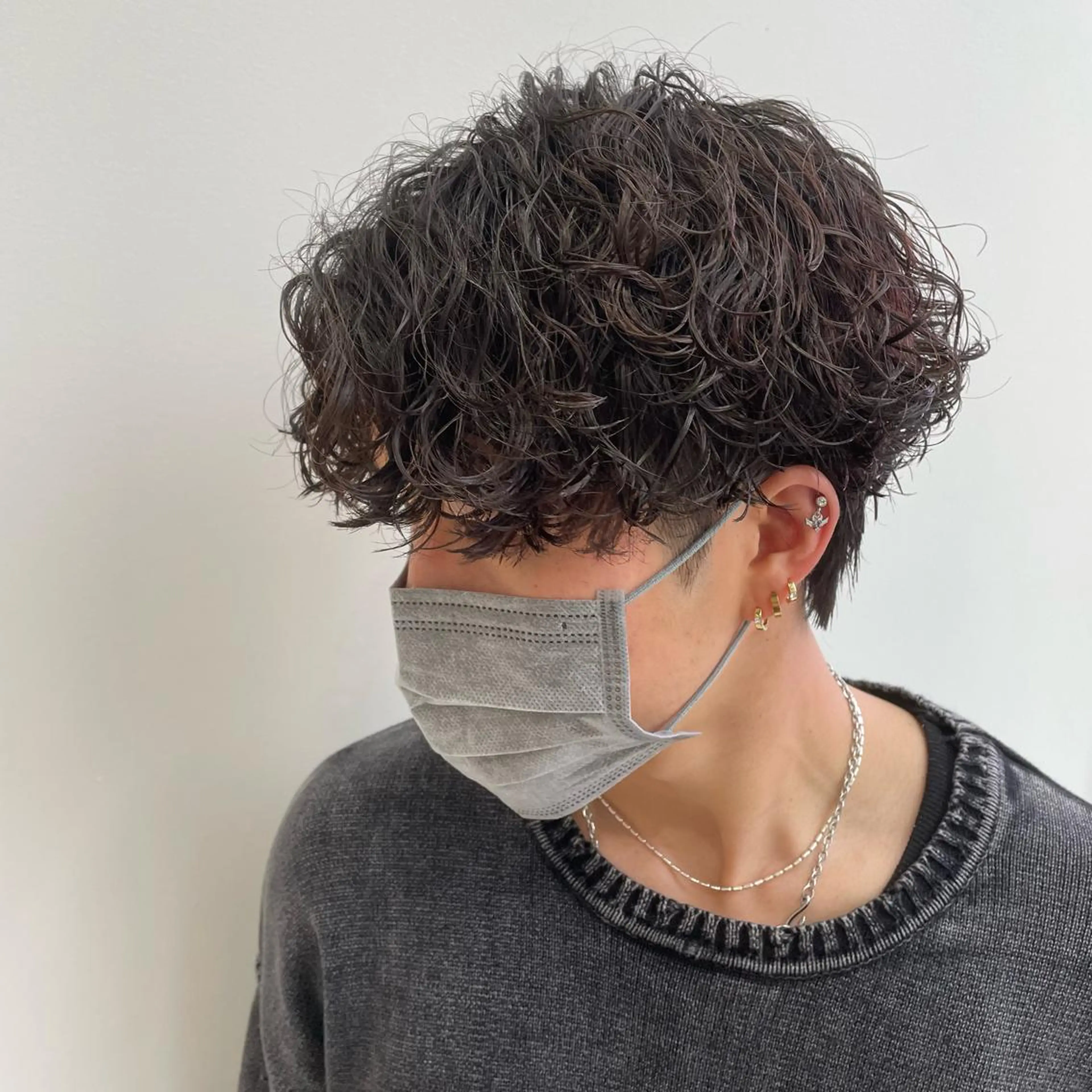 ミディアム パーマ メンズ カット パーマ 🔥縦落ちツイスパ 🔥鈴木健紀のヘアスタイル