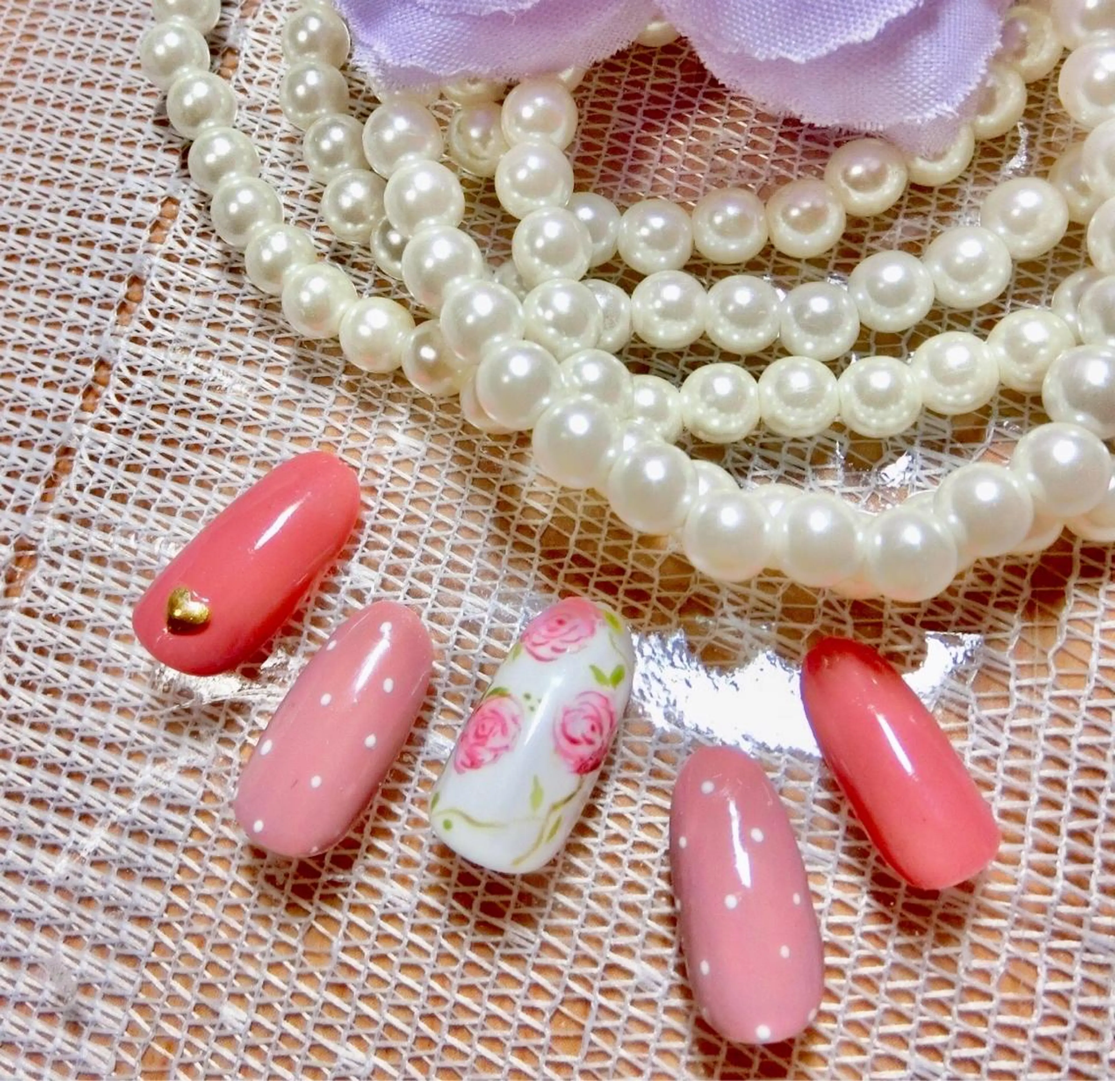 ネイル 🌙都岡 ムーンネイルのネイルデザイン