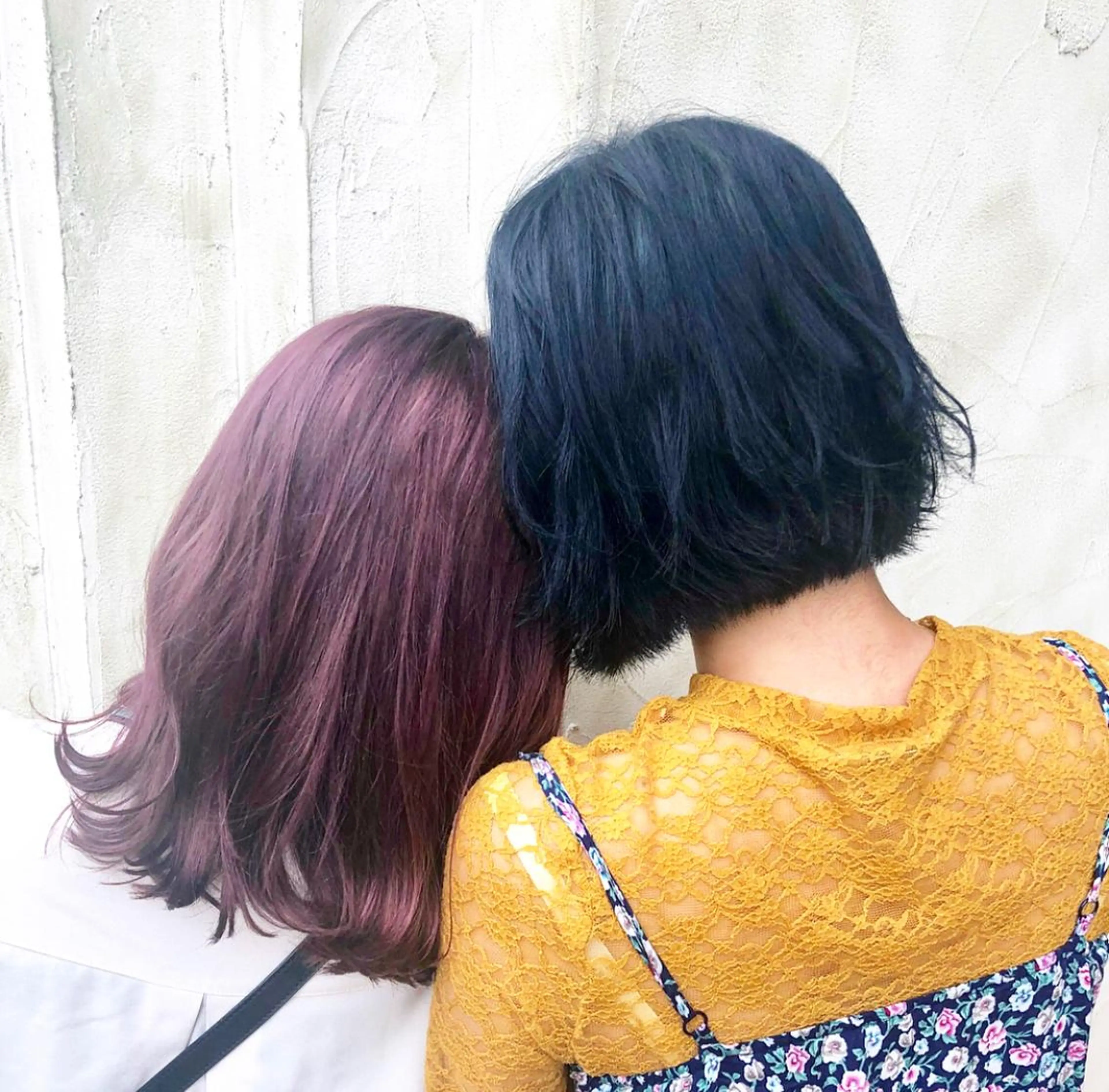 カラー ブルーカラー ネイビーカラー ピンクカラー カット ヘアカラー パーマ 岩田 萌那のヘアスタイル