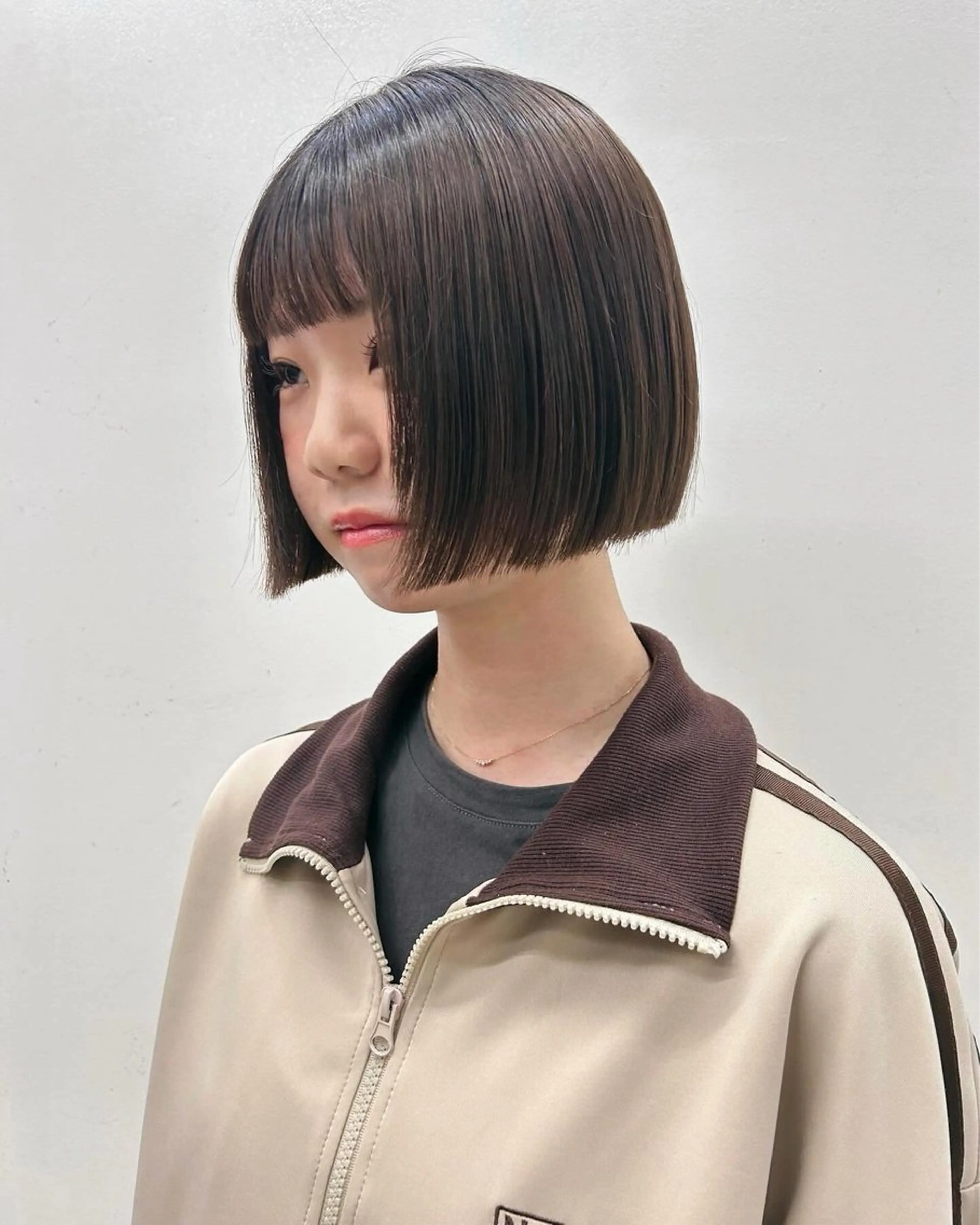 ショート Vibe所属・hanami パーマ/透明感カラーのヘアスタイル