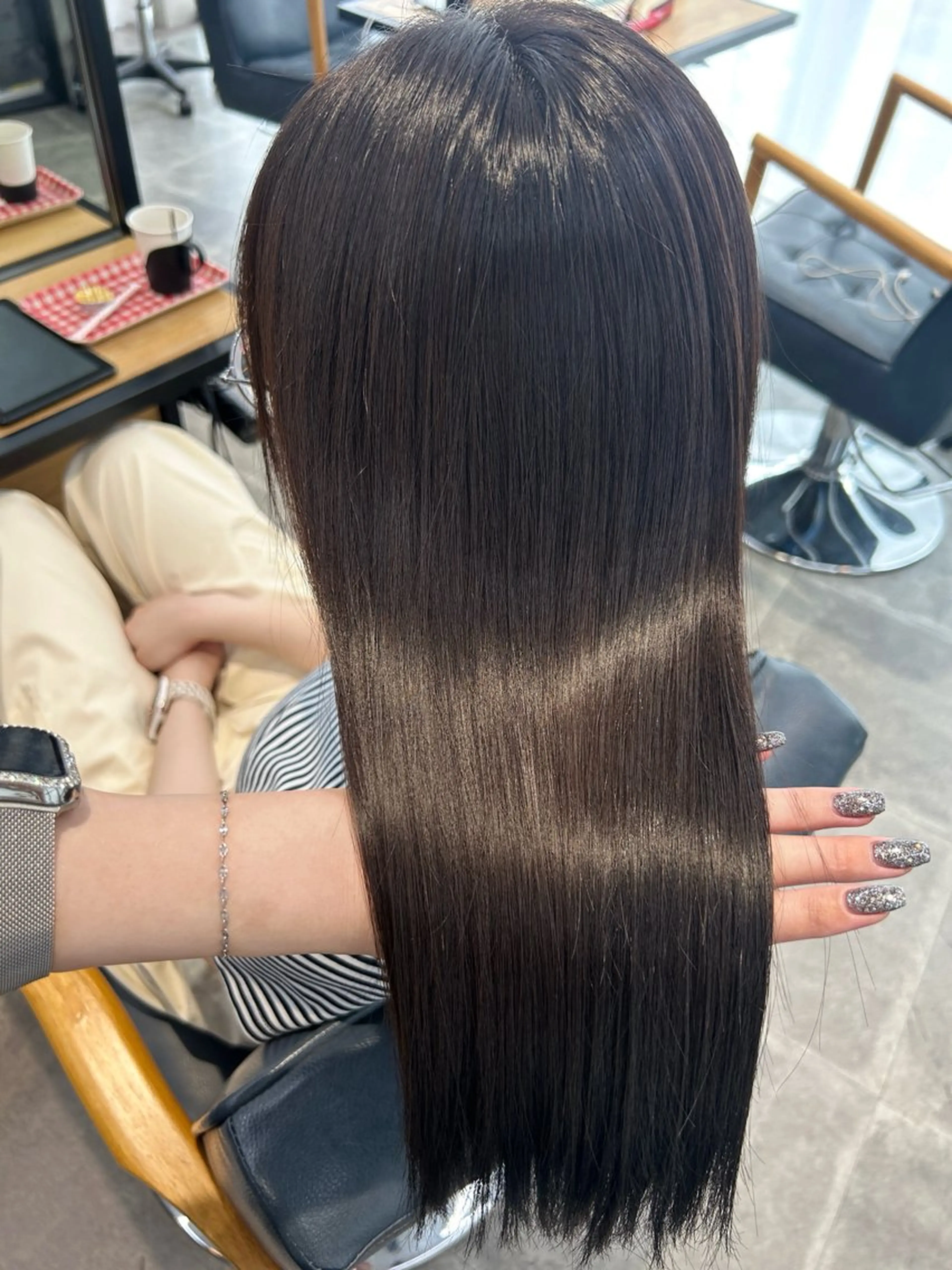 ロング カラー ヘアカラー トリートメント newi梅田🫧韓国 ヘア🫧sakiのヘアスタイル