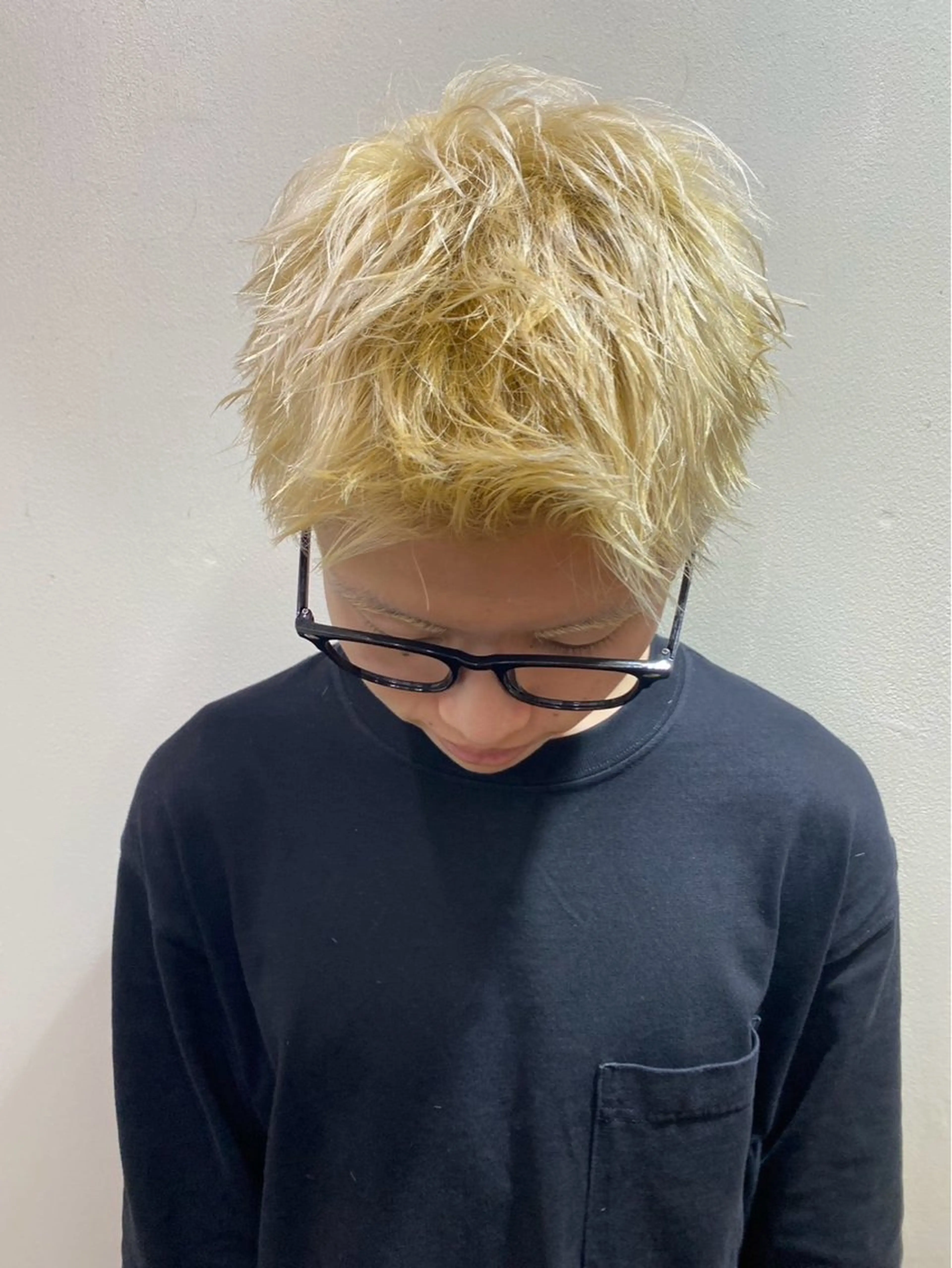 ショート カラー メンズ メンズブリーチ スパイキーショート ブリーチ ショートヘア カット ヘアカラー トリートメント KAKERU/ボブ/ ショート/パーマ🌱のヘアスタイル