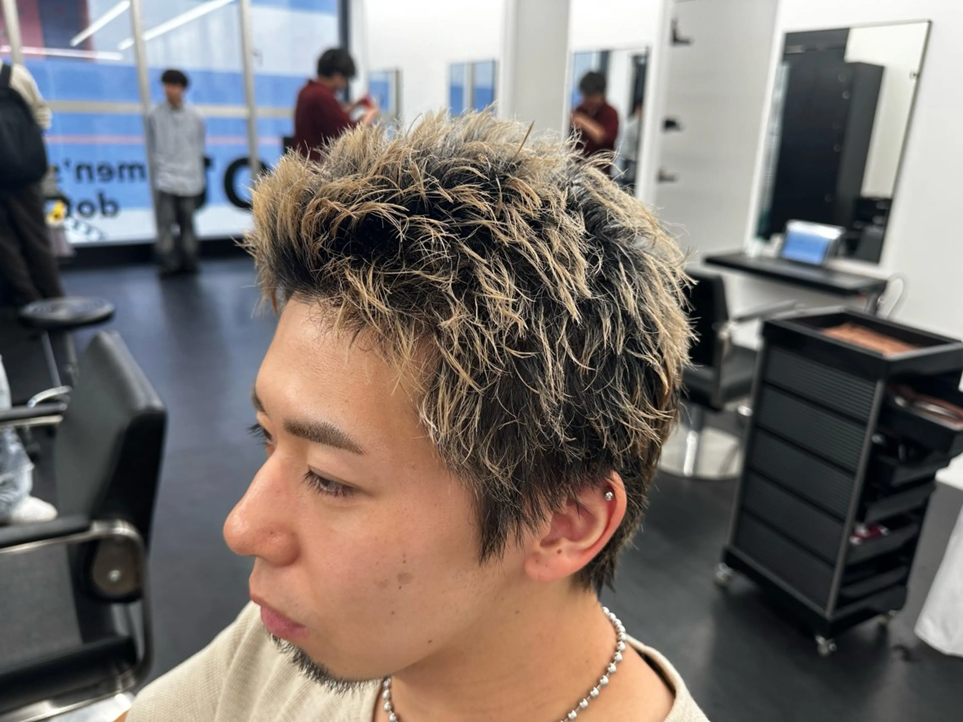 ショート men’s salon dot. tokyo 横浜店所属・🔥メンズ特化 カット1100円🔥のヘアスタイル