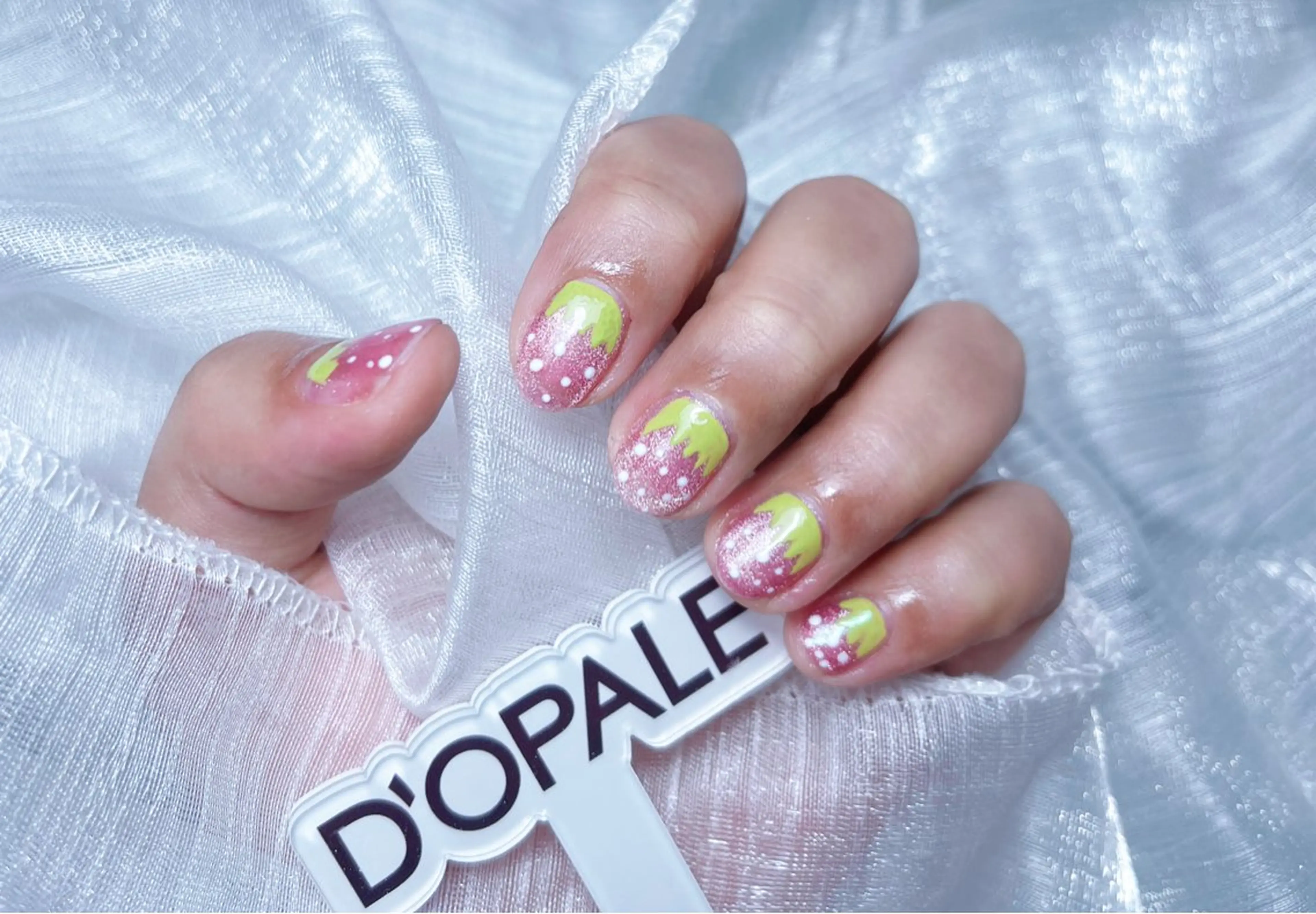 ネイル D‘OPALE所属・DOPALE、もも 彦奇のネイルデザイン