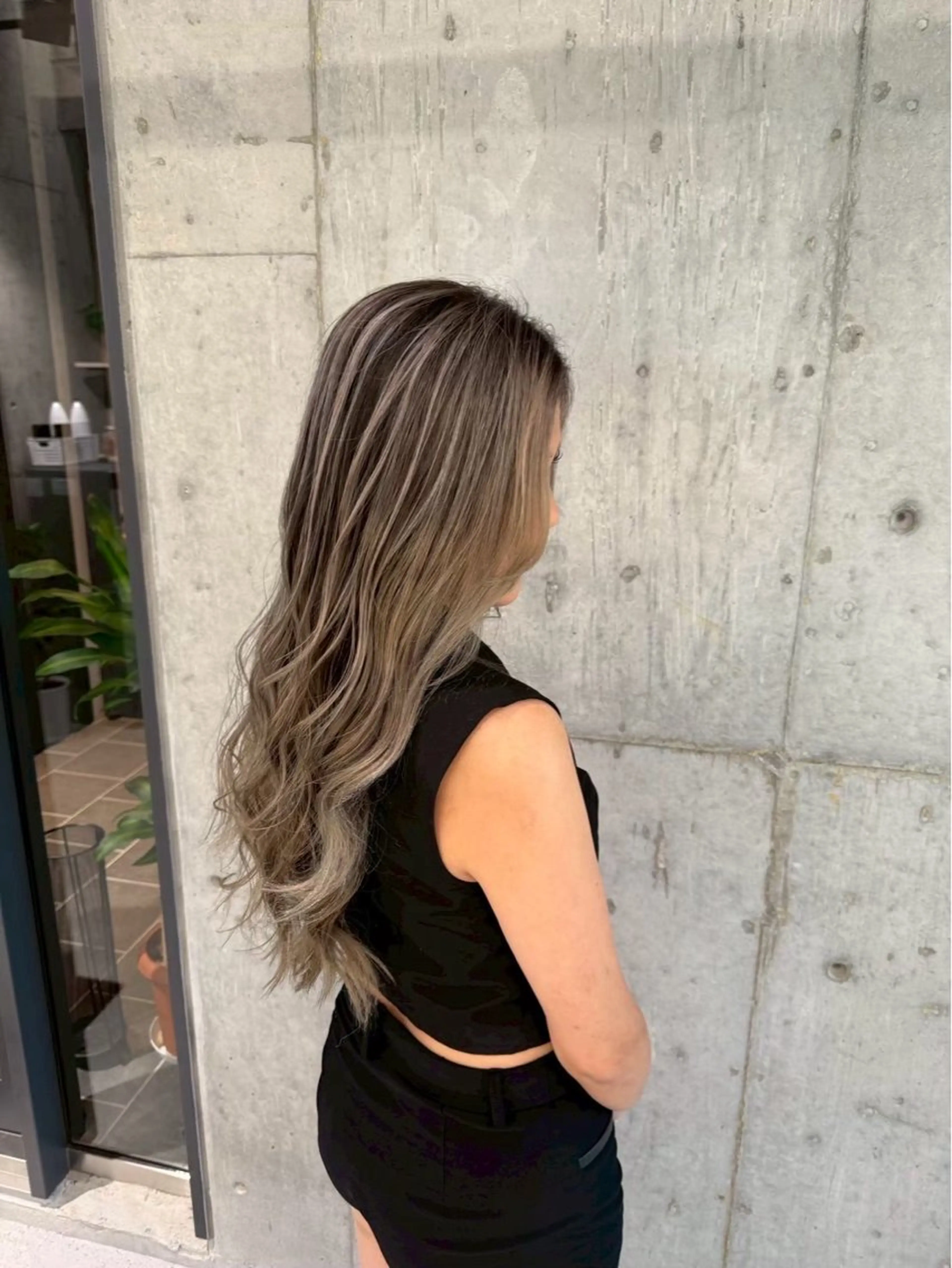 カラー ヘアカラー YUDAIブリーチ• カラー/心斎橋•難波のヘアスタイル