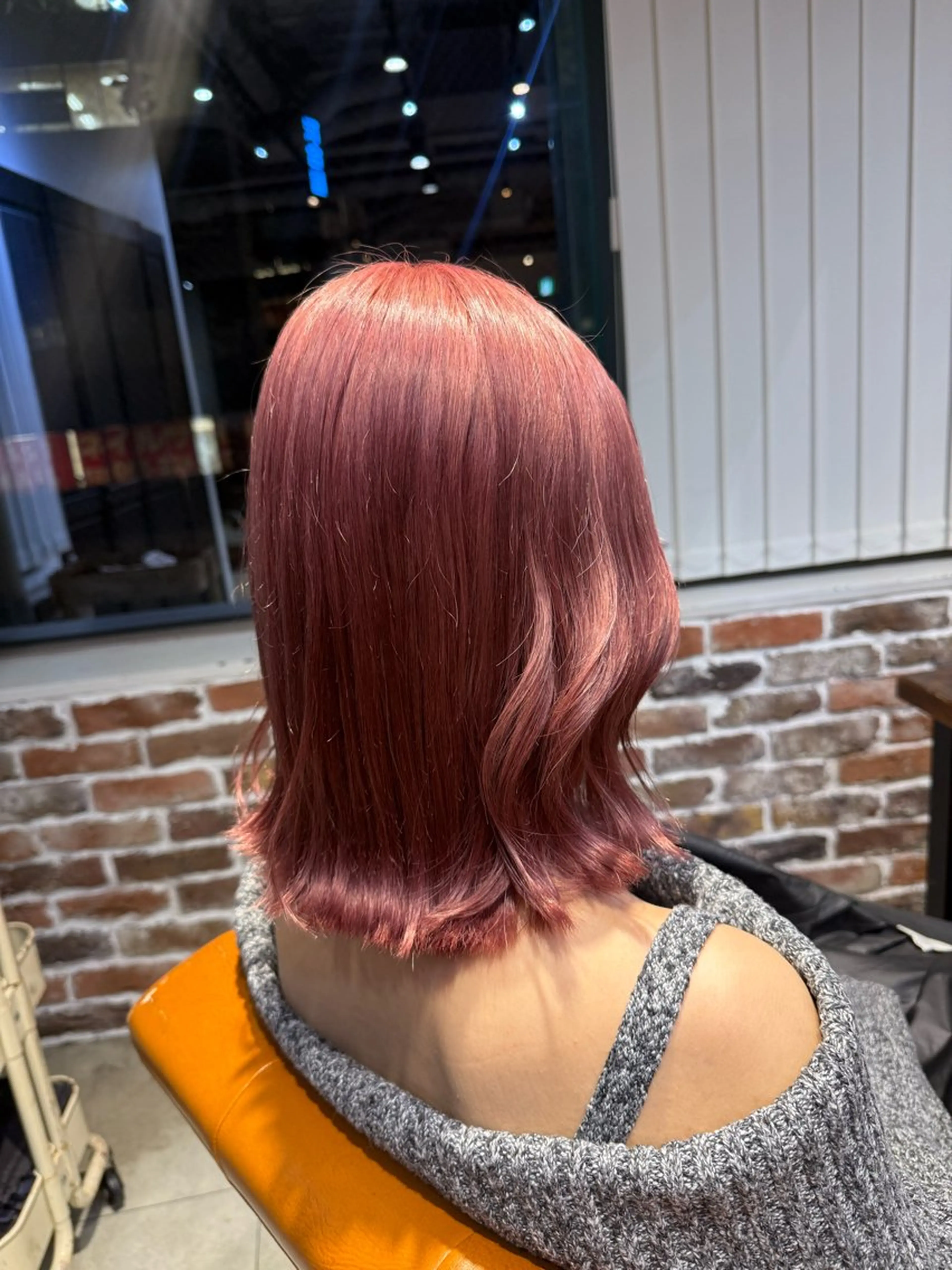 ミディアム カラー ヘアアレンジ カット ヘアカラー トリートメント ヘアセット 💞艶カラー/ ブリーチ💞ユウカのヘアスタイル