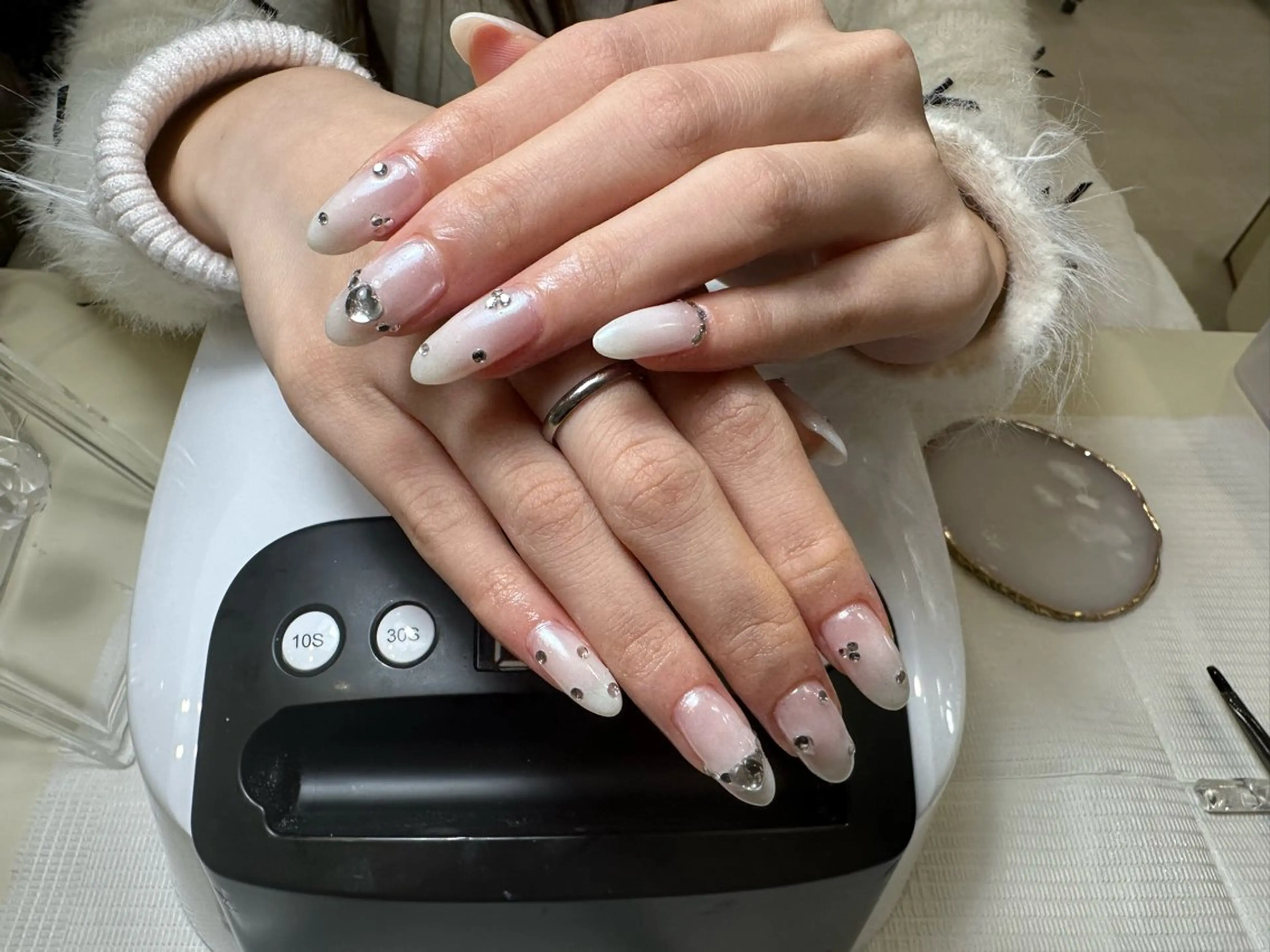 ネイル 長さ出し グラデーション ハンドネイル Rin Nail Artのネイルデザイン