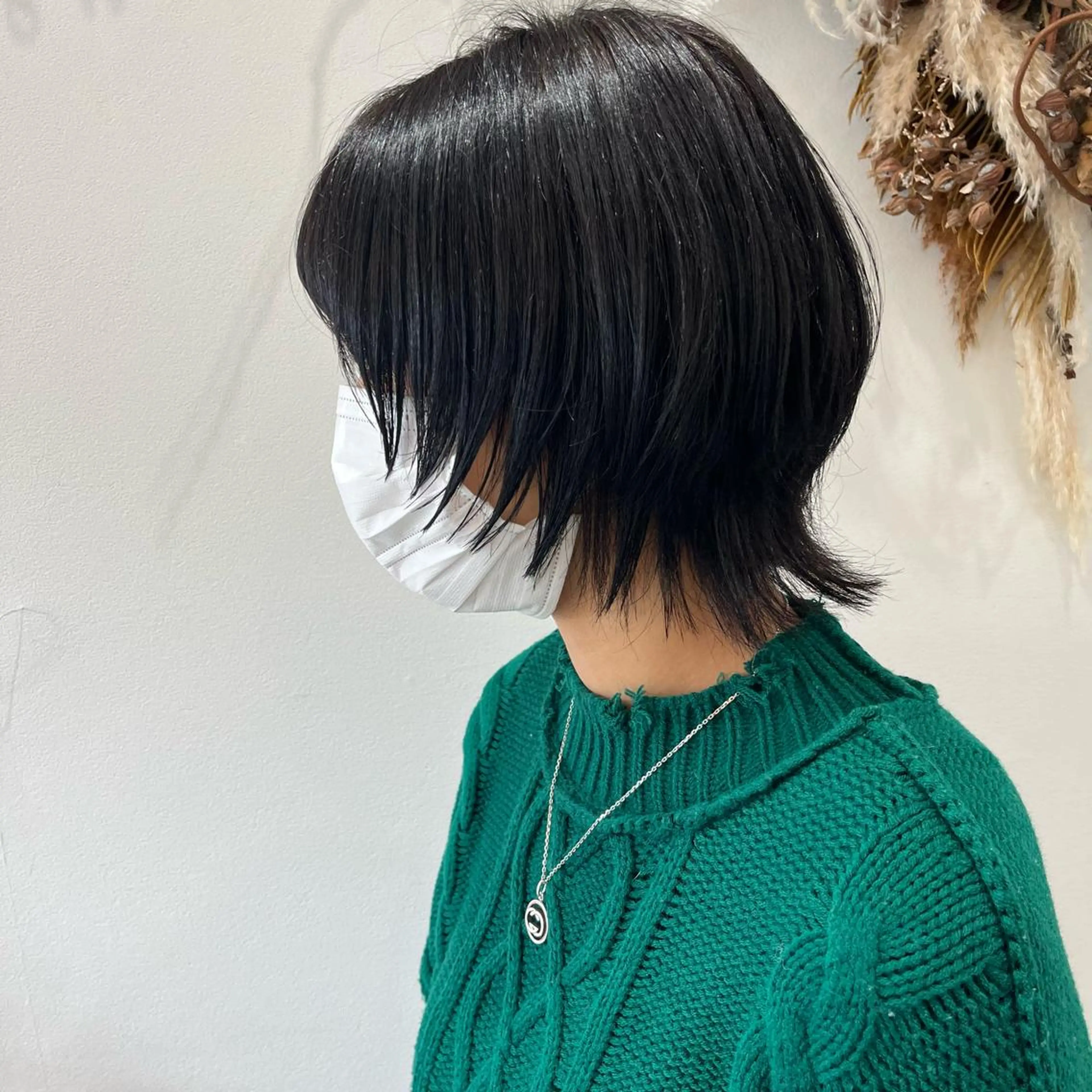 ミディアム ウルフカット 松本 玲菜のヘアスタイル