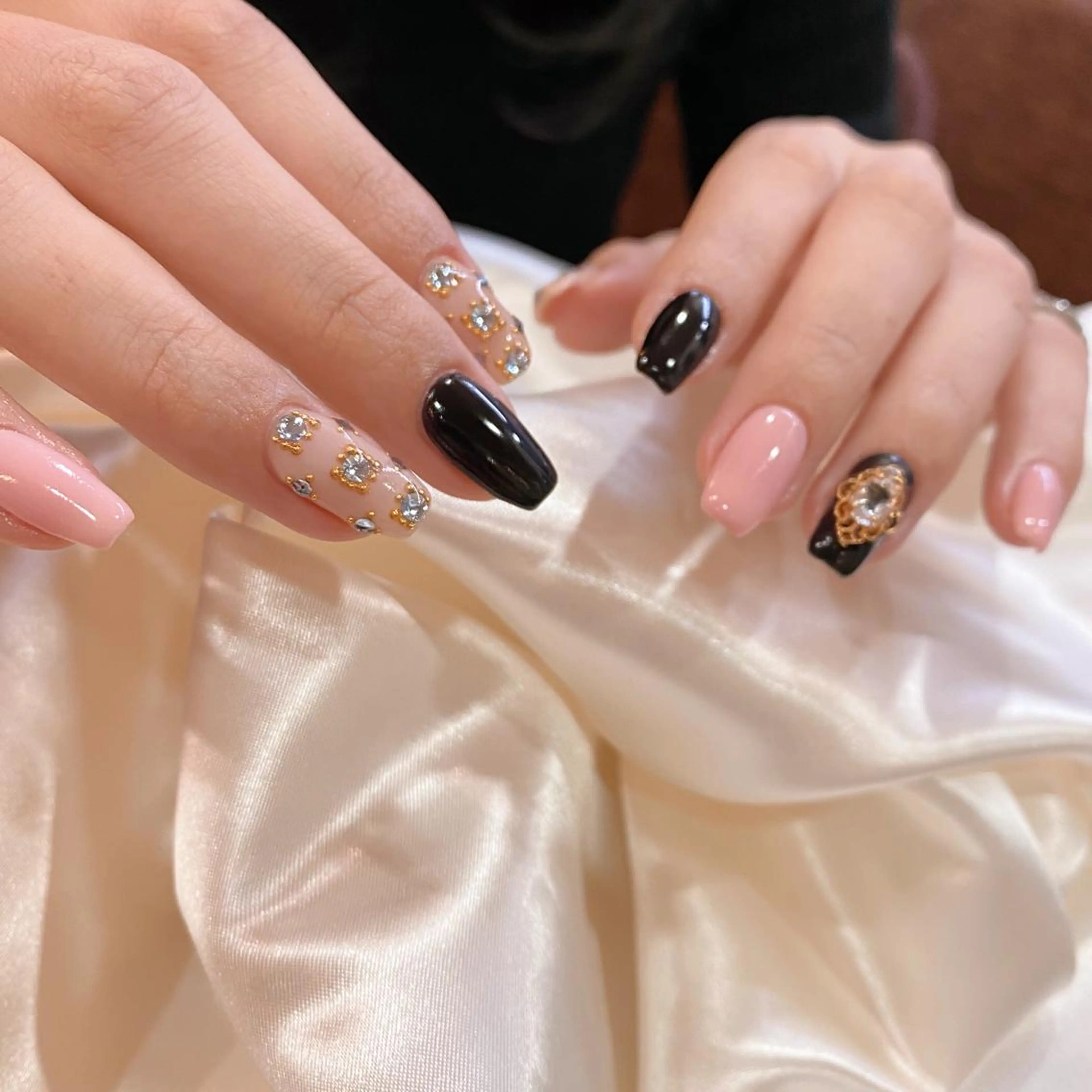 ネイル 𝐘𝐔𝐊𝐈 💖のネイルデザイン